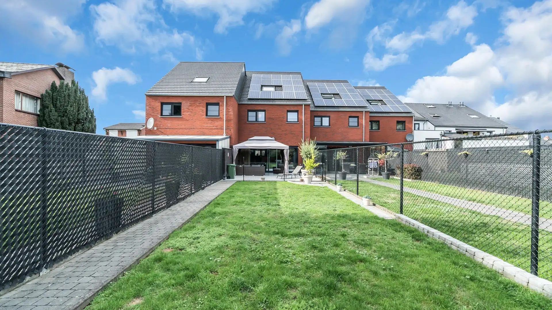 Ruime en energiezuinige nieuwbouwwoning met 5 slaapkamers, zonnige tuin en dubbele garage in Maasmechelen foto 21