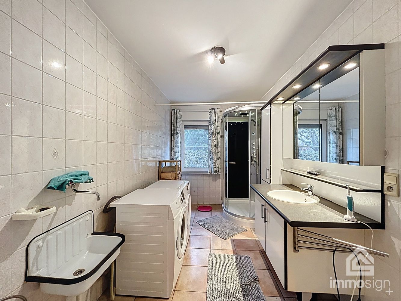 Instapklare laagbouwwoning met 2 (mgl. 3) slaapkamers en dubbele garage op een perceel van 718 m² foto 16