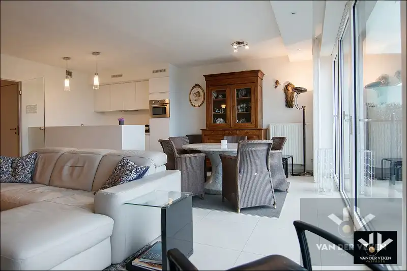 ZUIDZICHT I MET FRONTAAL WATERZICHT foto 3