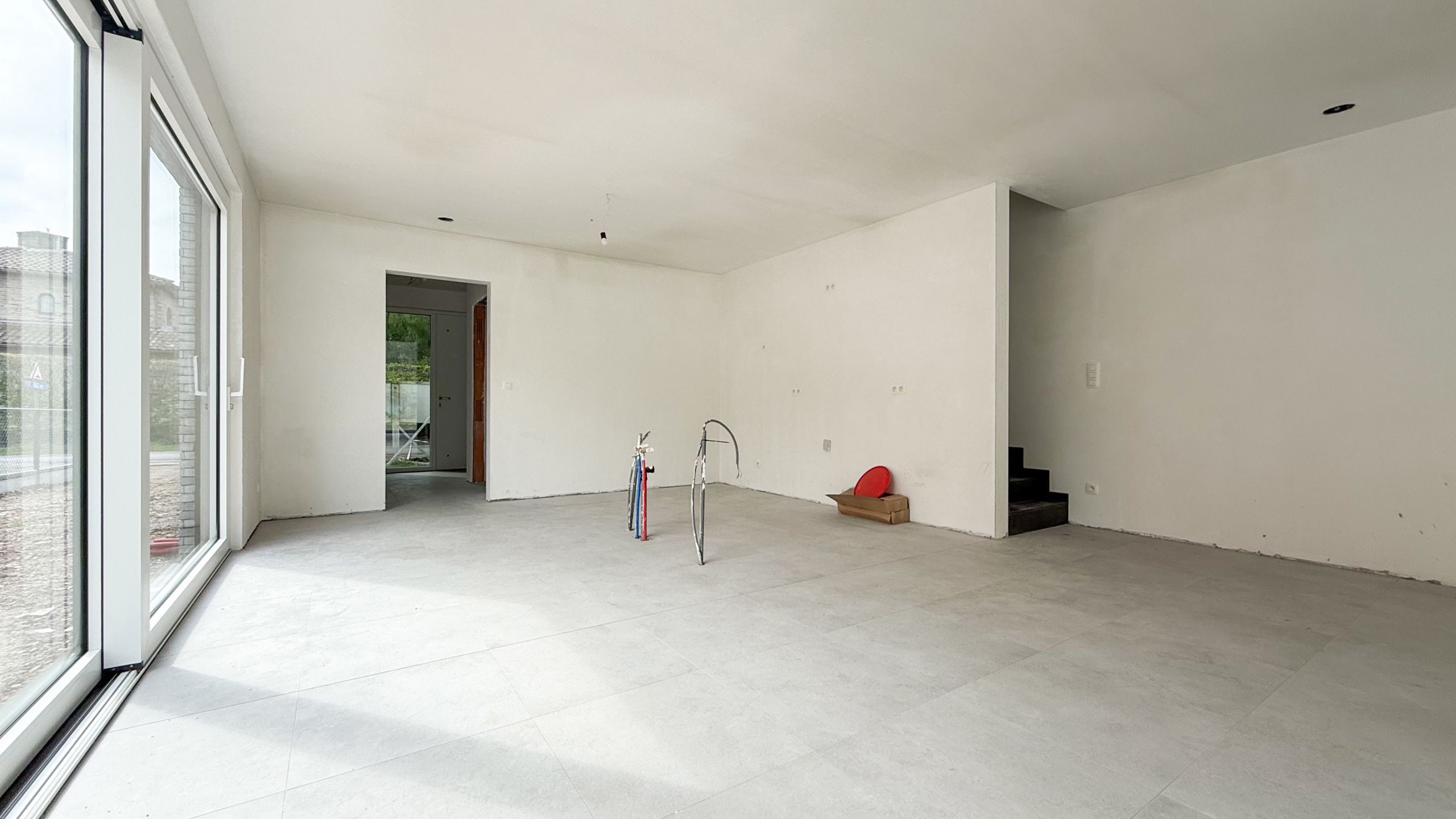 Nieuwbouwwoning (casco+) met 3 slpkms, terras en ruime tuin! foto 3