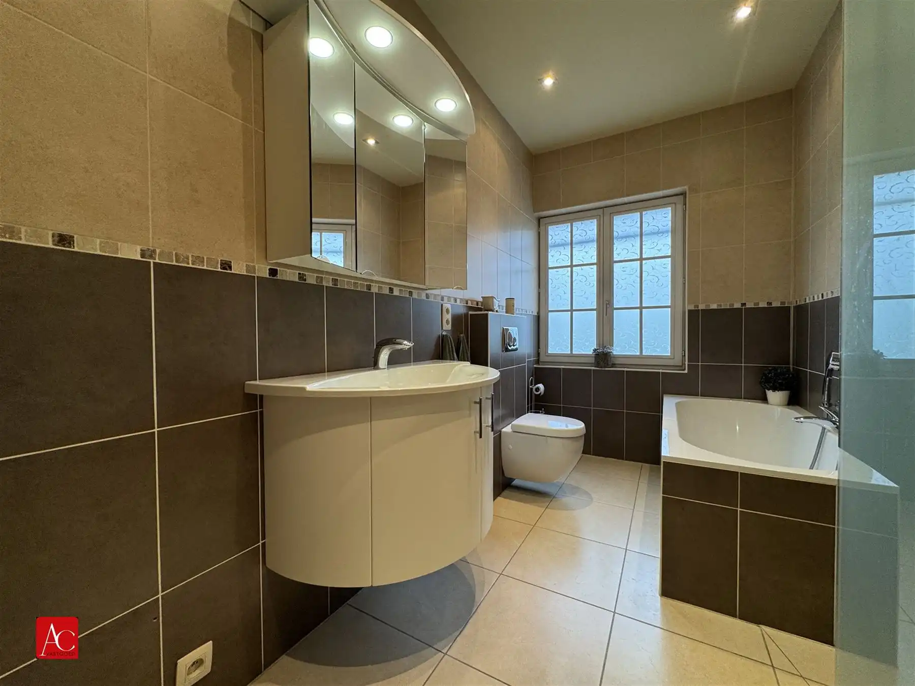 Bungalow met prachtig uitzicht te Verrebroek foto 24