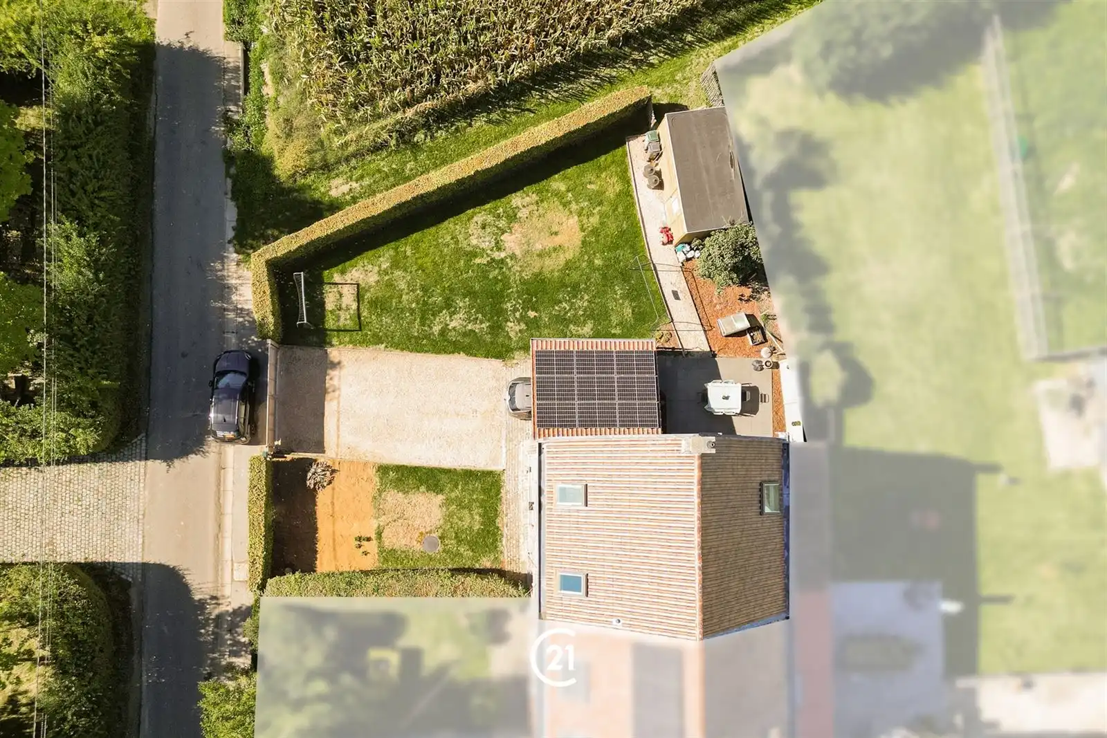 Instapklare 3gevelwoning met tuin en carport op 4are95 foto 2