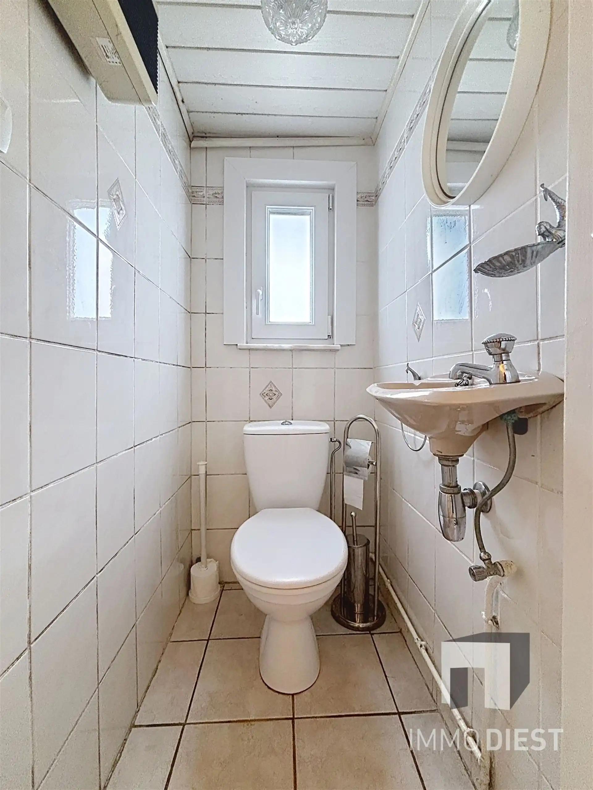Welkom in deze charmante te renoveren stadswoning aan de rand van hartje Diest. foto 12