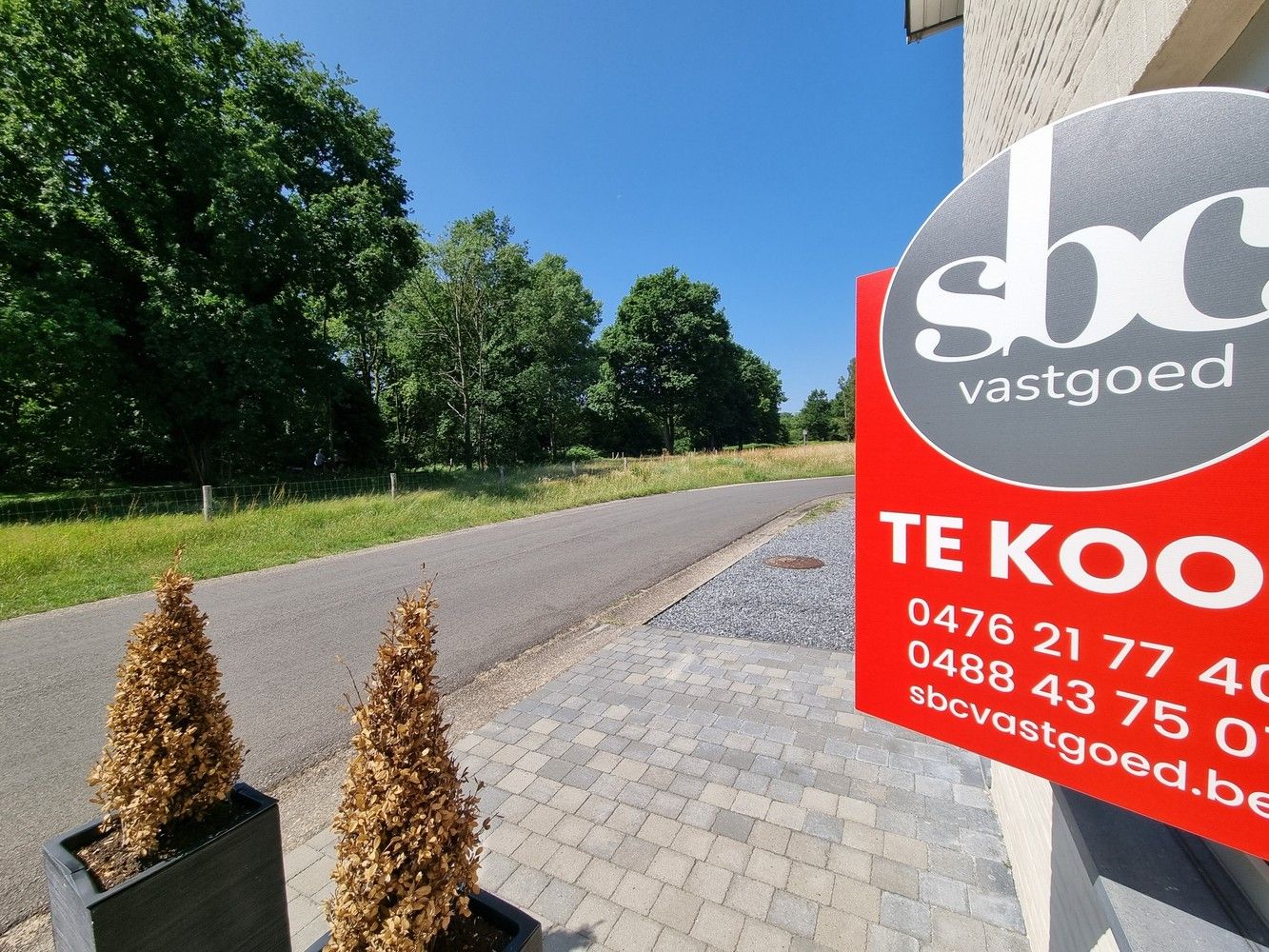 Mooie, gerenoveerde woning met prachtig terras en ruime tuin foto 39