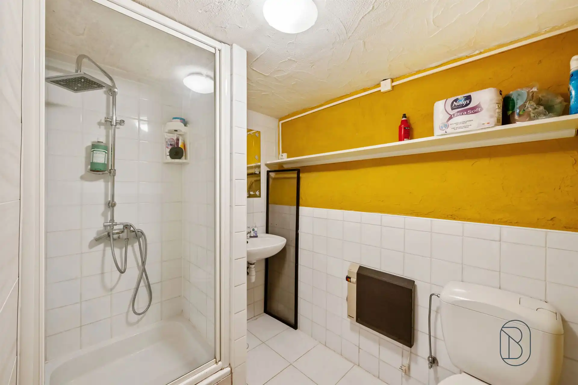 Karaktervolle gezinswoning met professionele ruimte! foto 20