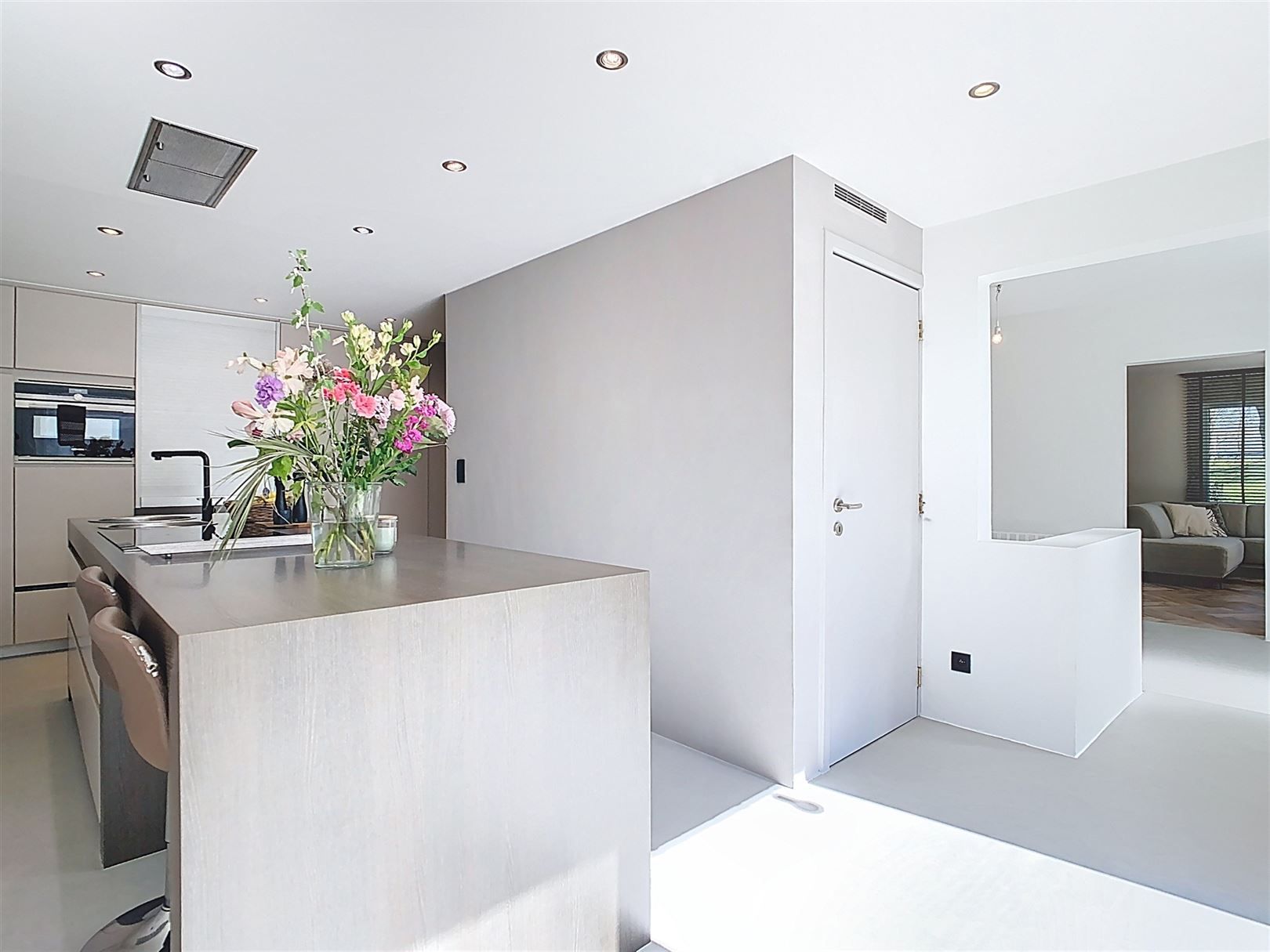 Gerenoveerde woning, 4 slpks, praktijkruimte, tuin, 4a 90ca foto 16
