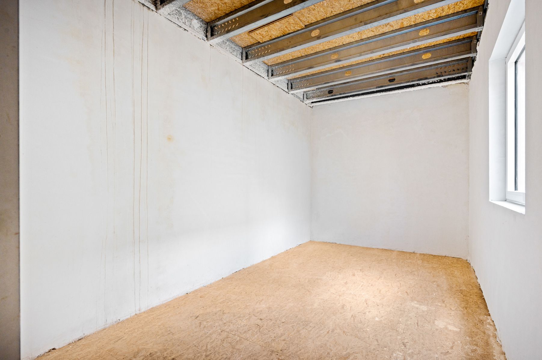 Ruim casco duplex appartement met terras op Vetten Osplein foto 9