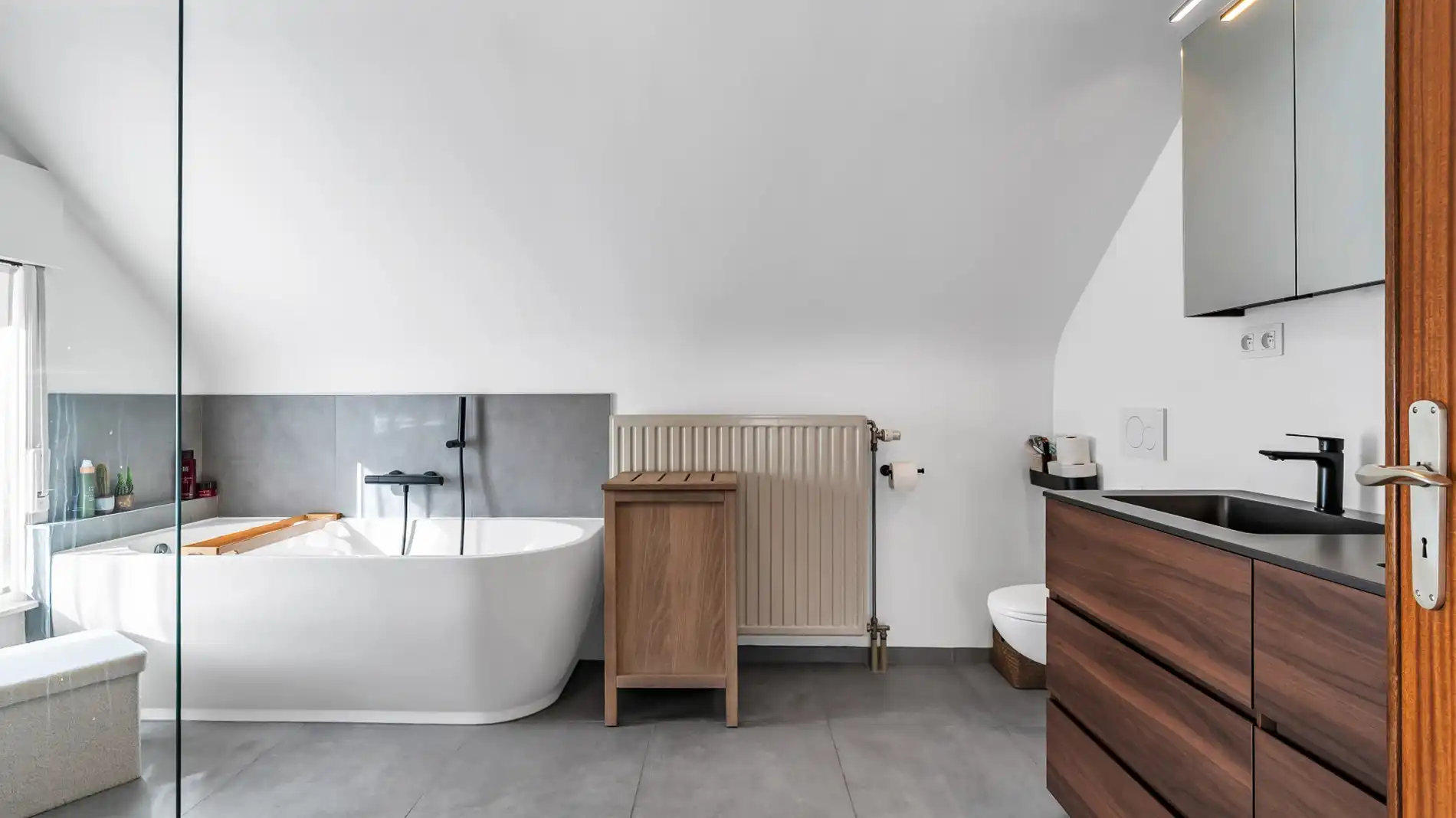 LUBBEEK - instapklare HOB op 7a33 foto 12