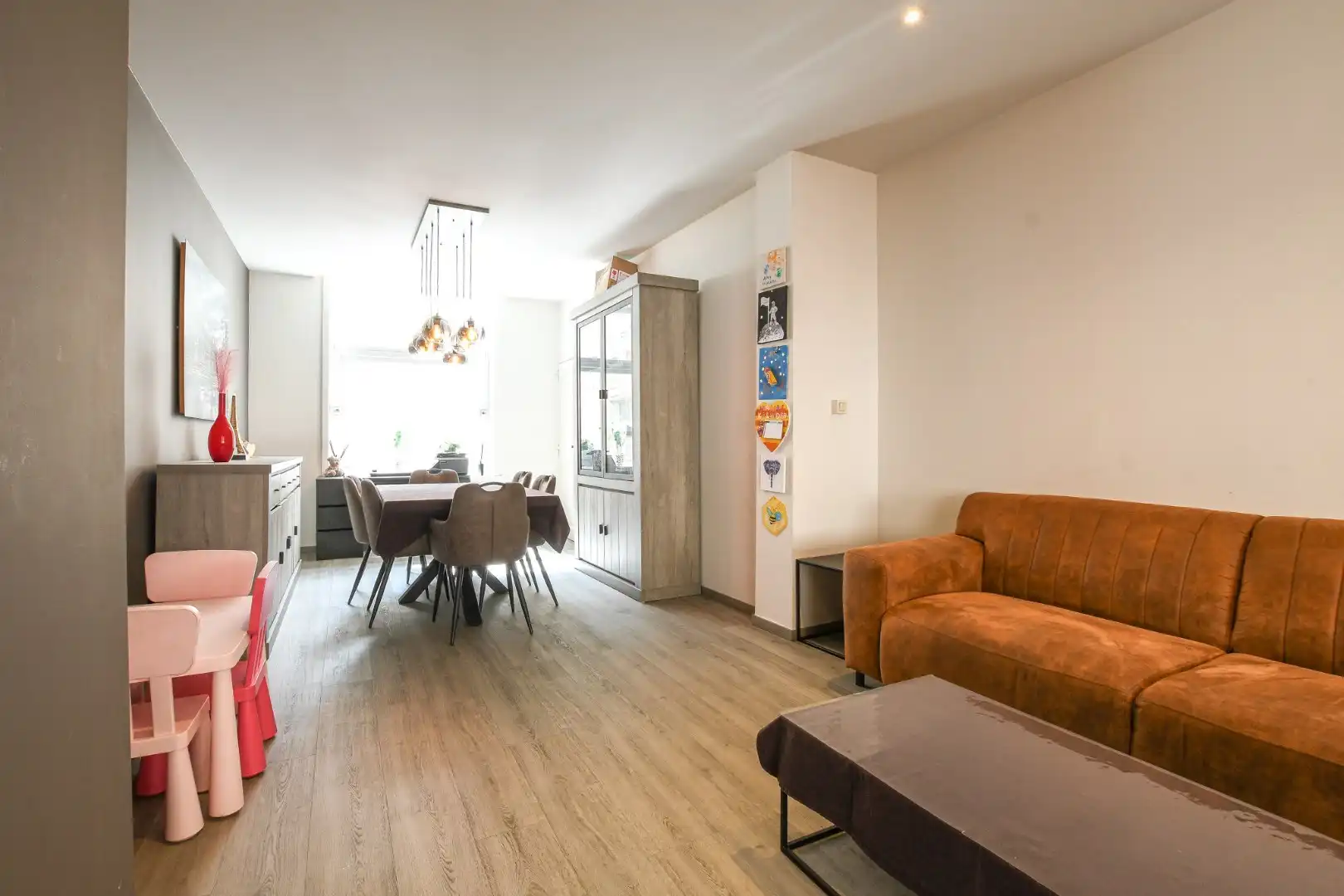 Ruime woning op 50 meter van de zee in Blankenberge foto 2