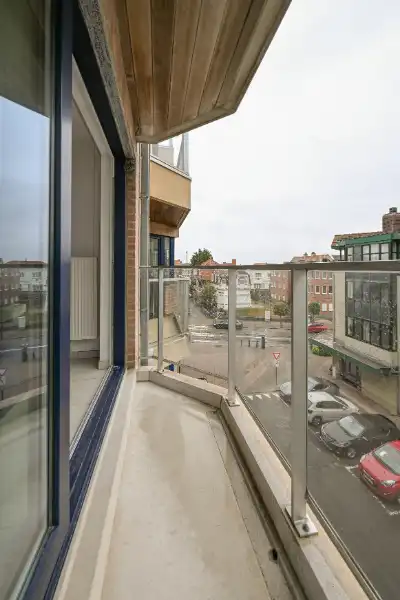 EXCLUSIEF APPARTEMENT  MET LATERAAL ZEEZICHT EN VOLLEDIG INGERICHT foto 15