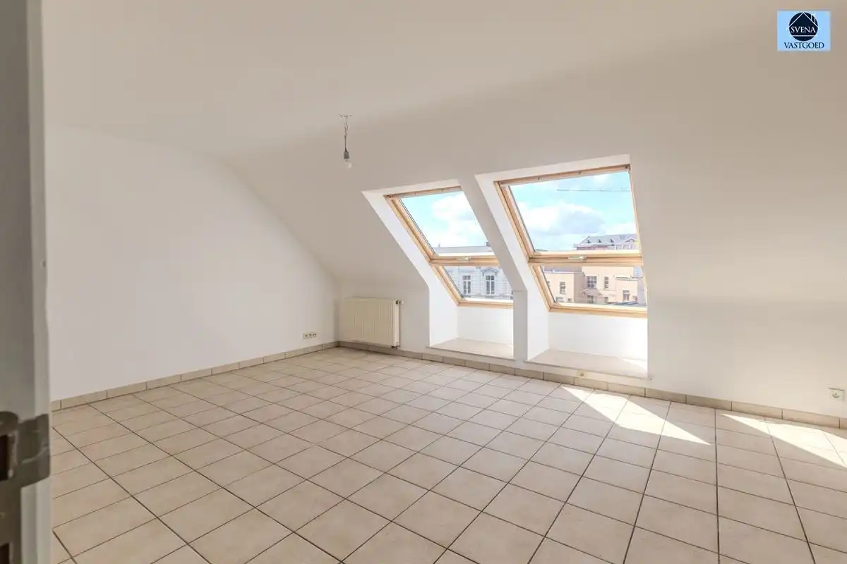 LICHTRIJK APPARTEMENT MET 2 SLAAPKAMERS IN CENTRUM GERAARDSBERGEN foto 4