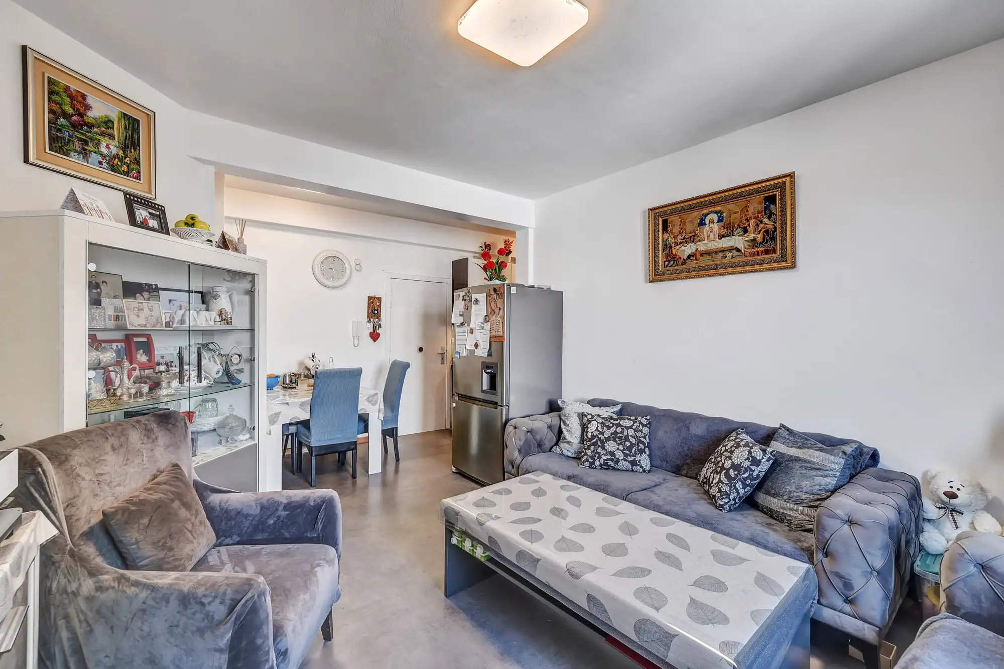 Instapklaar appartement met 2 slaapkamers te Anderlecht foto 2