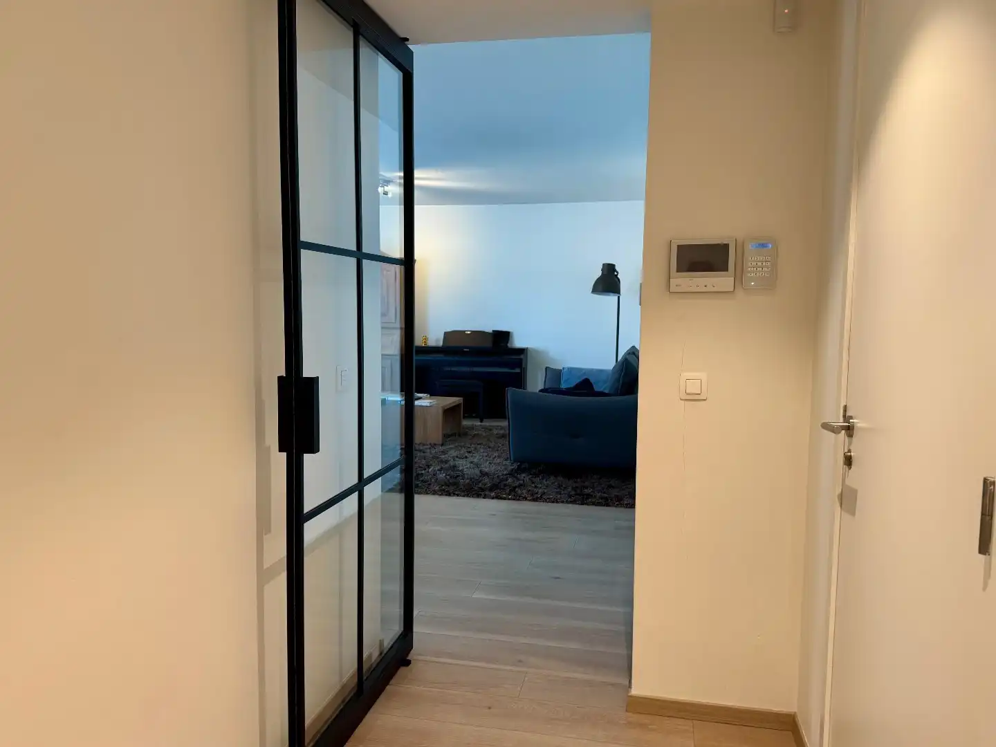 Recent en kwaliteitsvol appartement 2 slpk met terras en ondergrondse autostaanplaats - onder de kerktoren van Meise foto 3