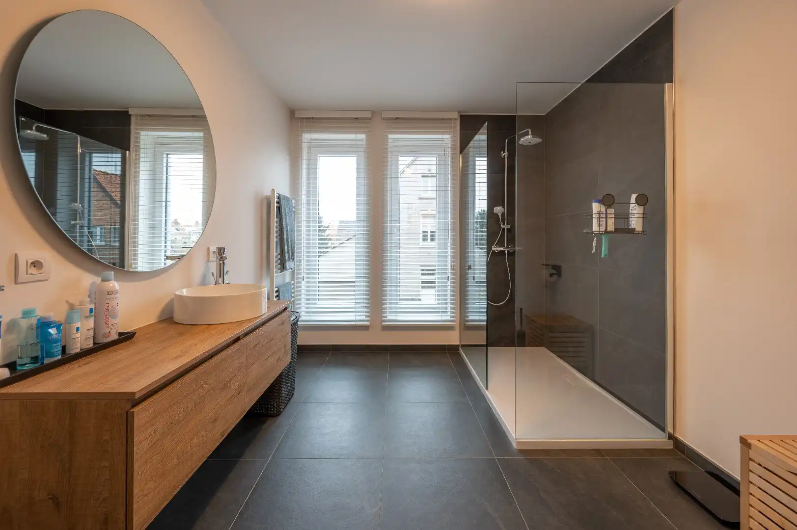 Moderne woning met tuin te Moerkerke foto 12