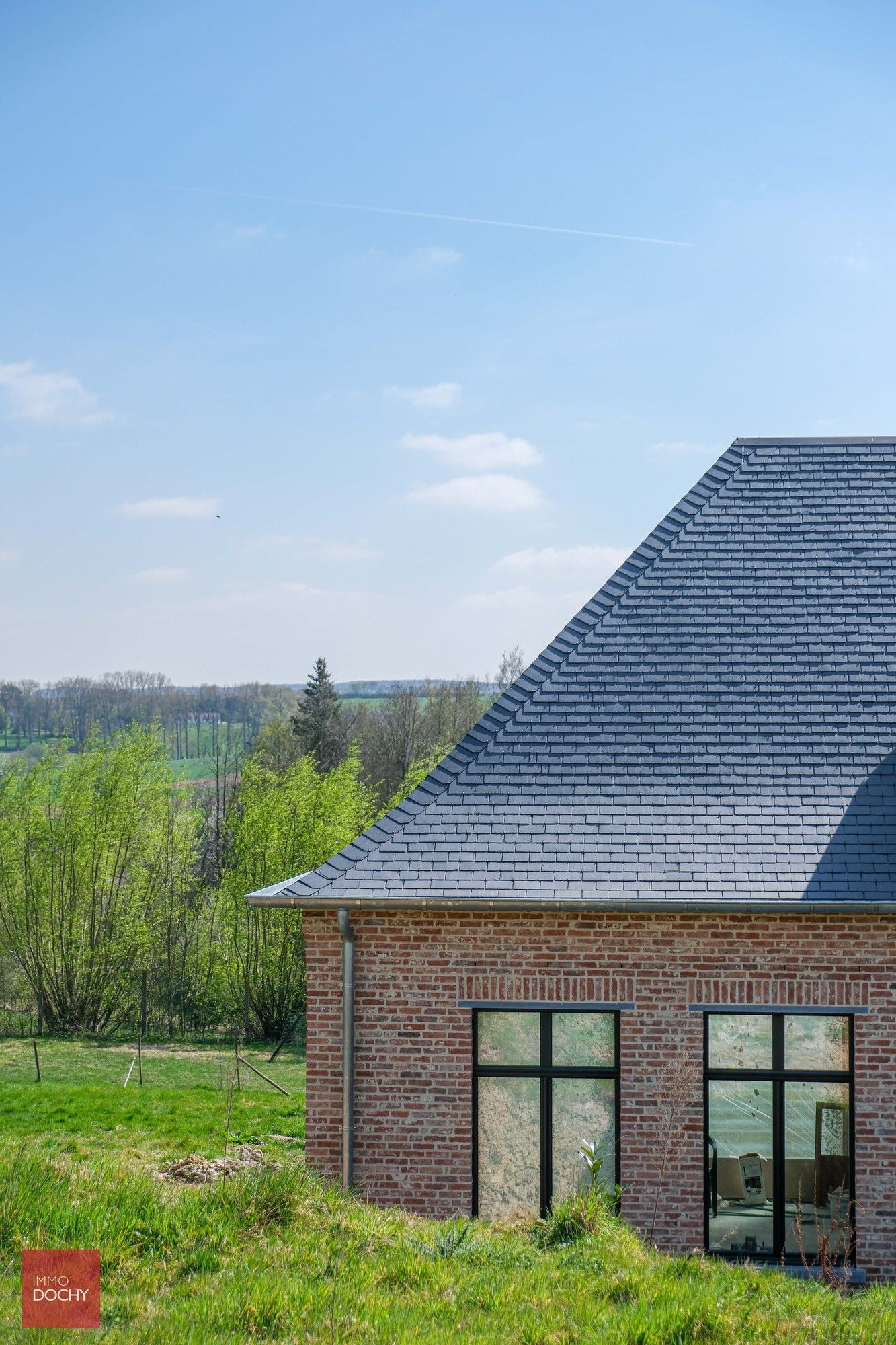 NIEUWGEBOUWDE RUIME CASCO-VILLA met prachtig vergezicht foto 2