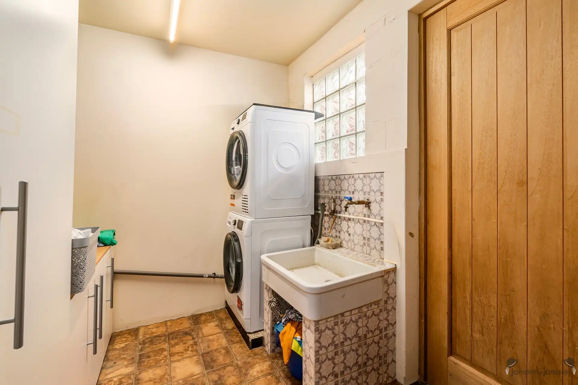 Gerenoveerde woning met 2 slaapkamers en 2 badkamers en in Begijnendijk foto 11