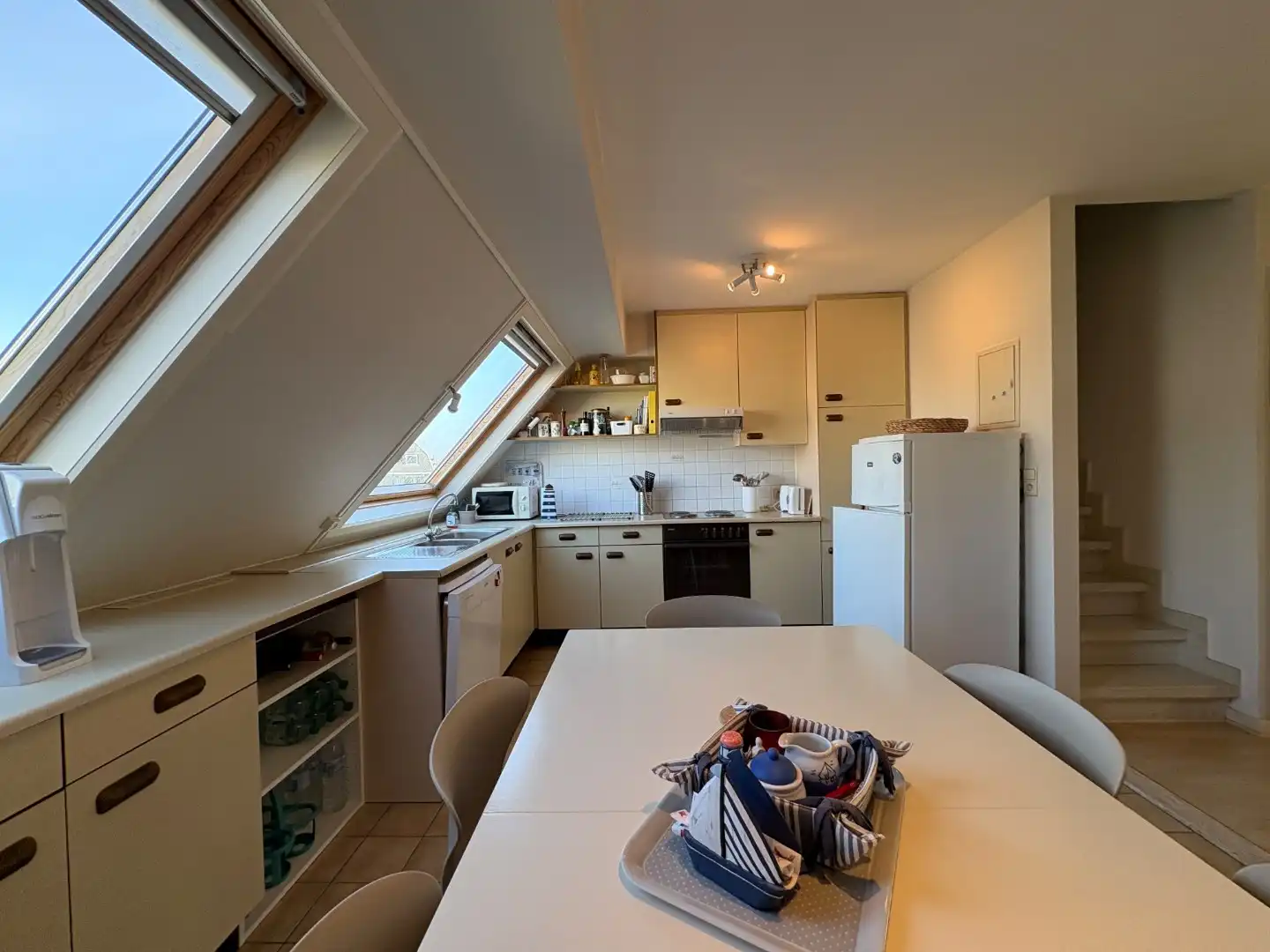 Te koop – Ruim duplexappartement aan zee met garage  foto 4