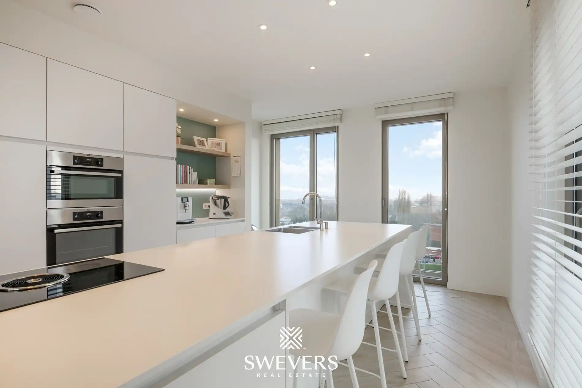 Uniek penthouse (168m²) met 3 slpk en een fantastisch uitzicht in centrum Hasselt foto 10
