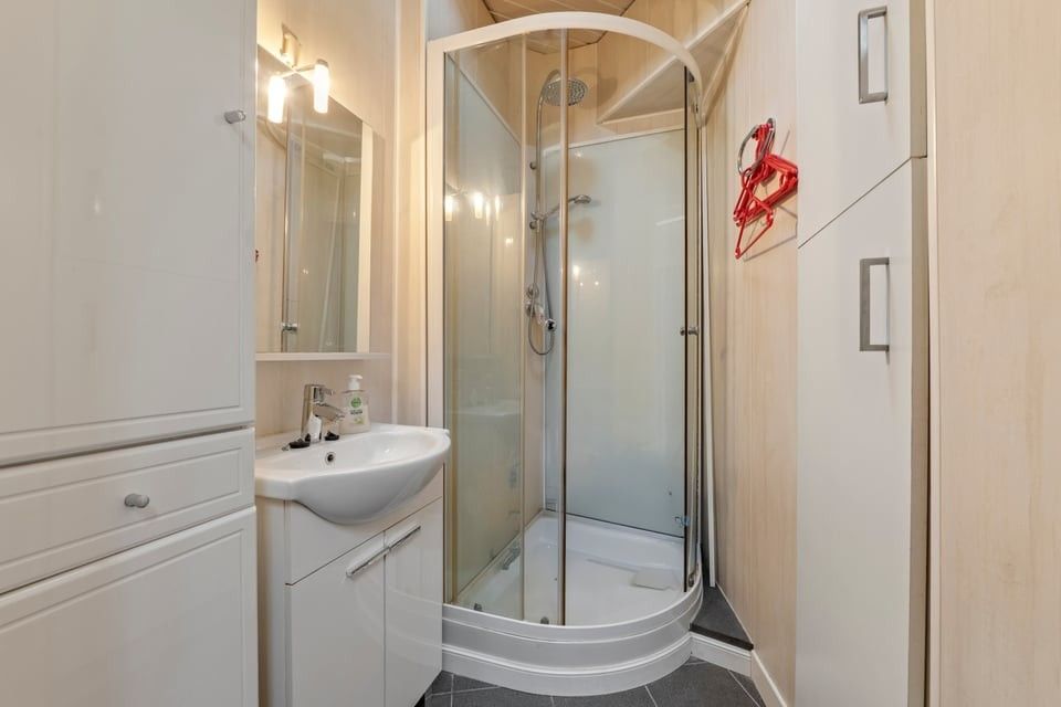 TE RENOVEREN STADSWONING IN SINT-TRUIDEN foto 11