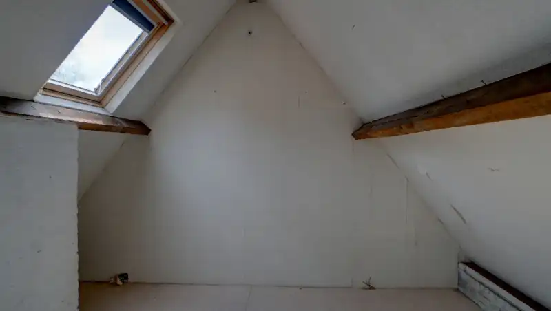 Te renoveren charmant landhuis van 235m² + dubbele garage op 15 are foto 17