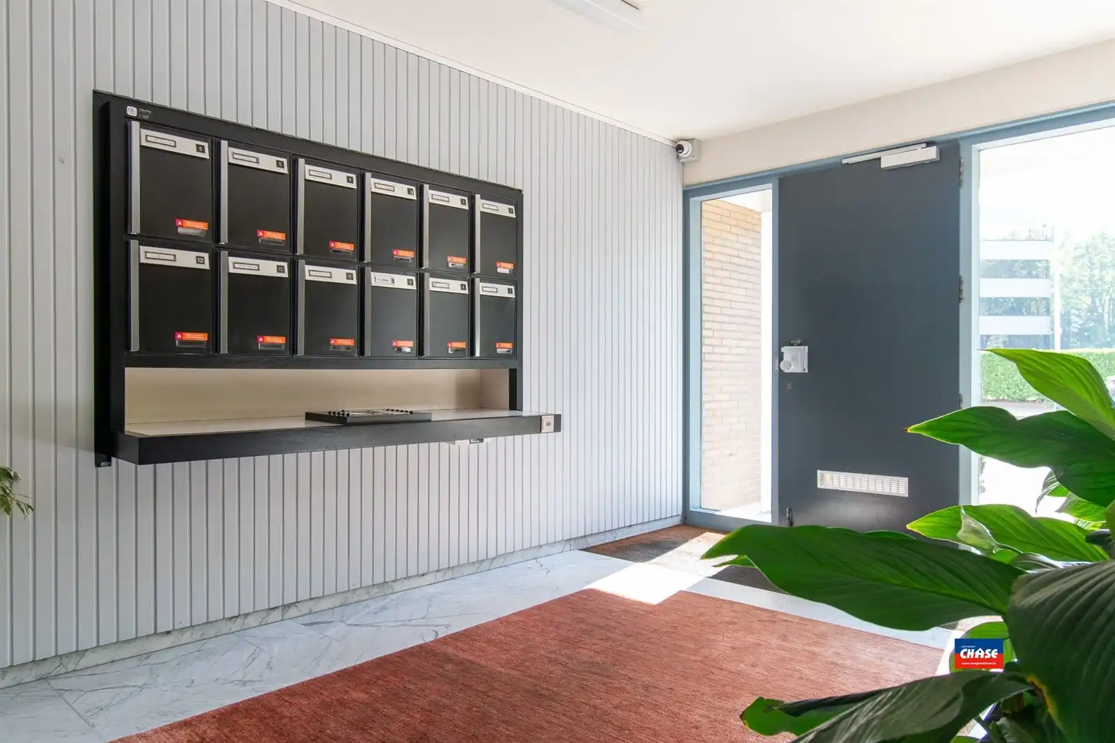 Ruim appartement met 3 slaapkamers, 2 terrassen en autostaanplaats foto 23