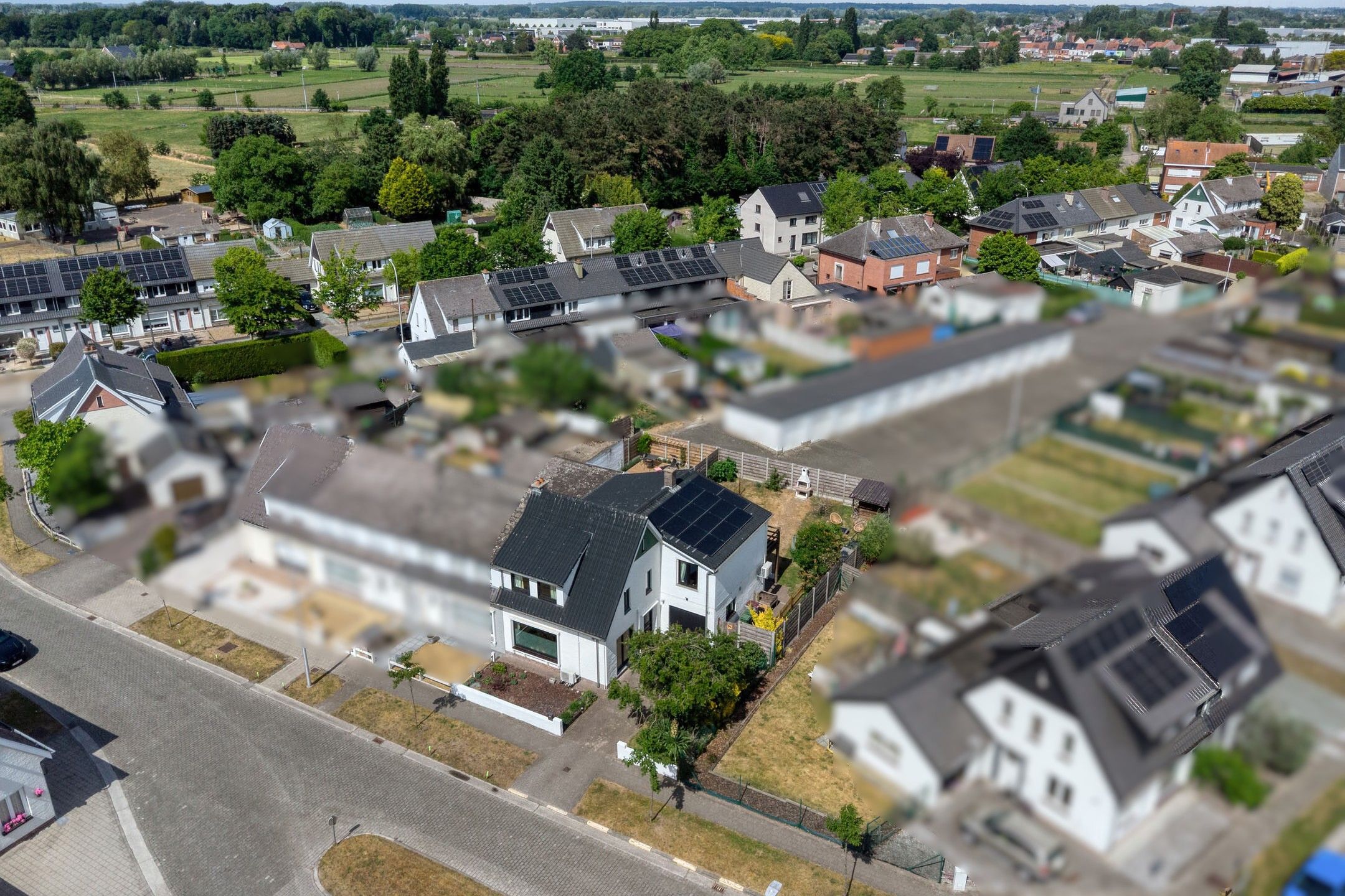 ZELE- Gezellige halfopen bebouwing– Instapklaar & vol charme foto 2