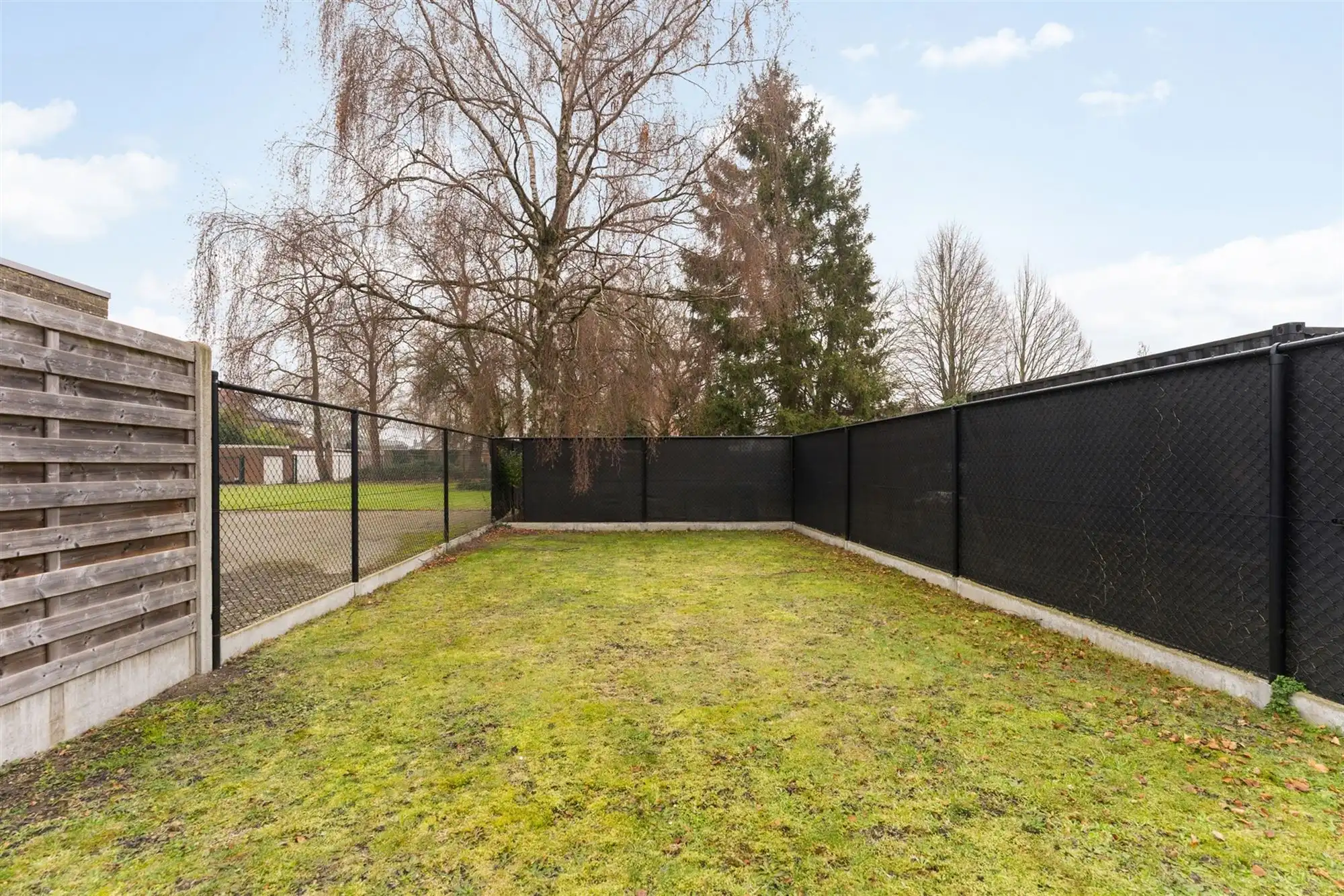 KNAP GERENOVEERDE WONING (175M²) MET 4 SLAAPKAMERS EN LEUKE STADSTUIN TE HASSELT foto 30