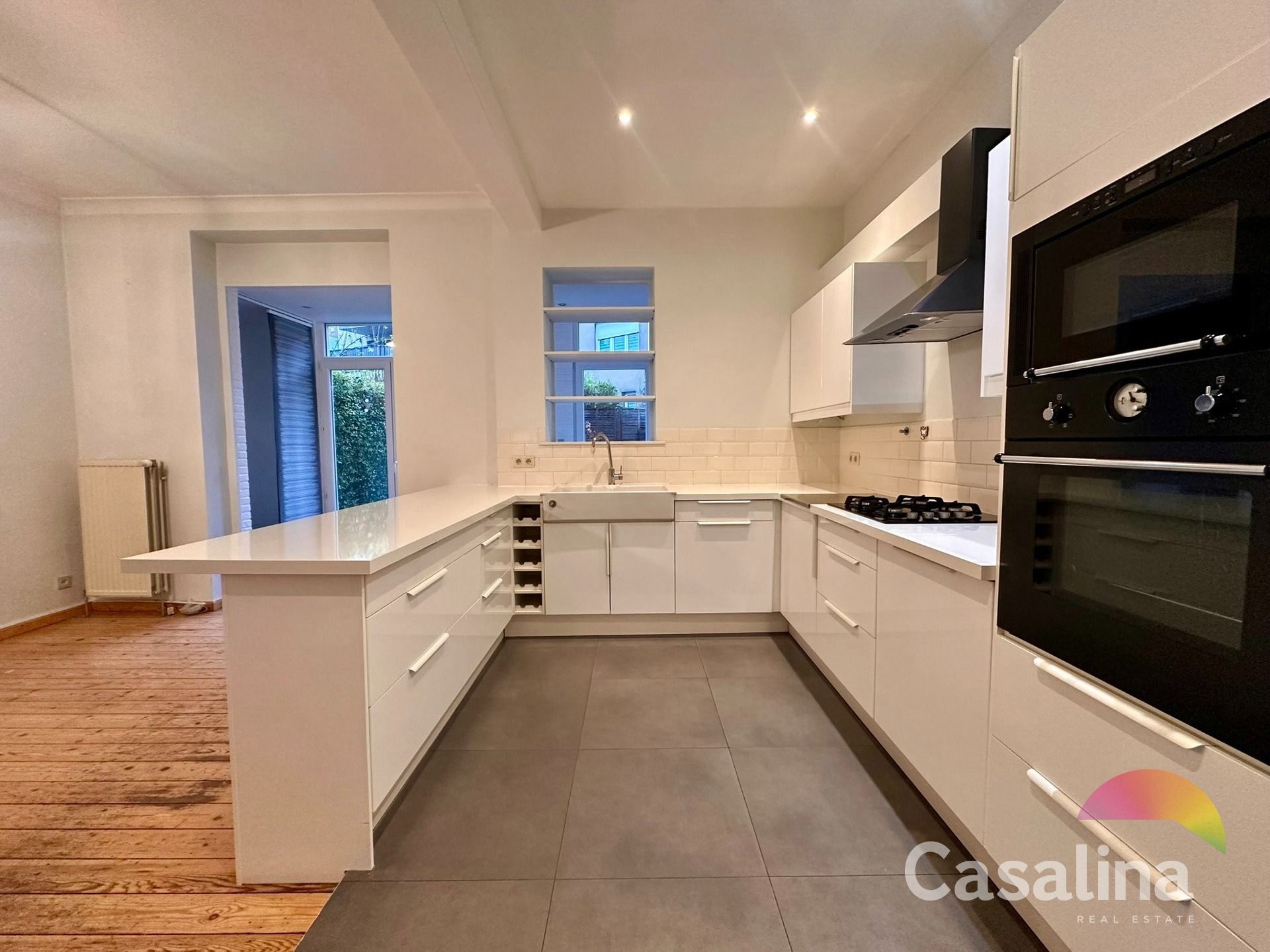 WONING van +/- 175 m² nabij het Dumonplein foto 5