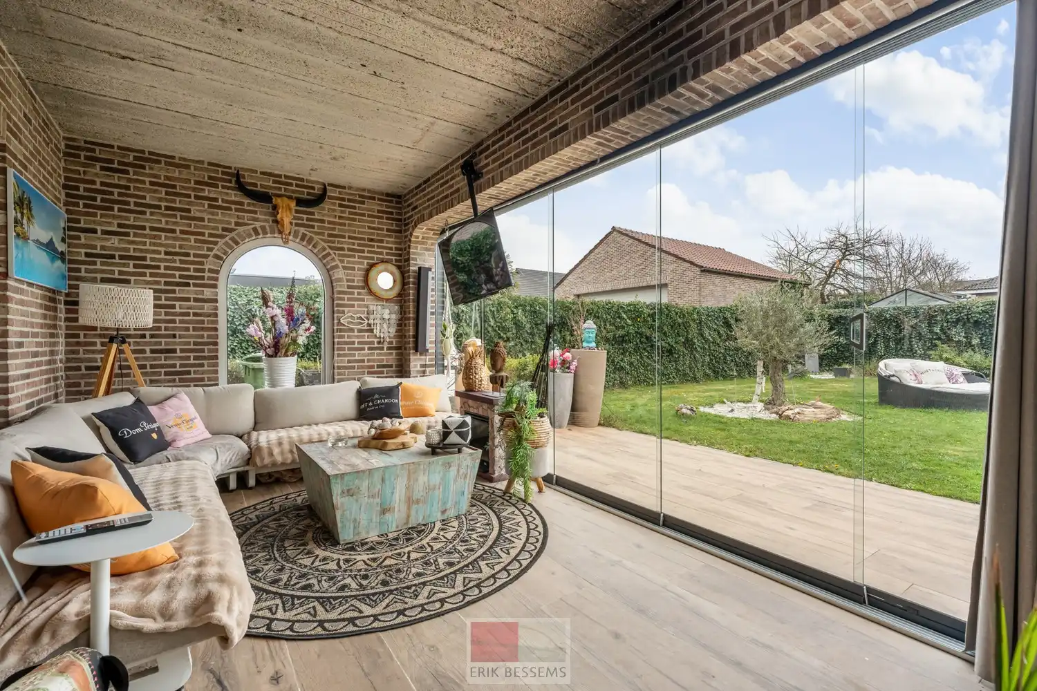 Vrijstaande woning met luxe buitenbeleving en topligging nabij Maastricht foto 33