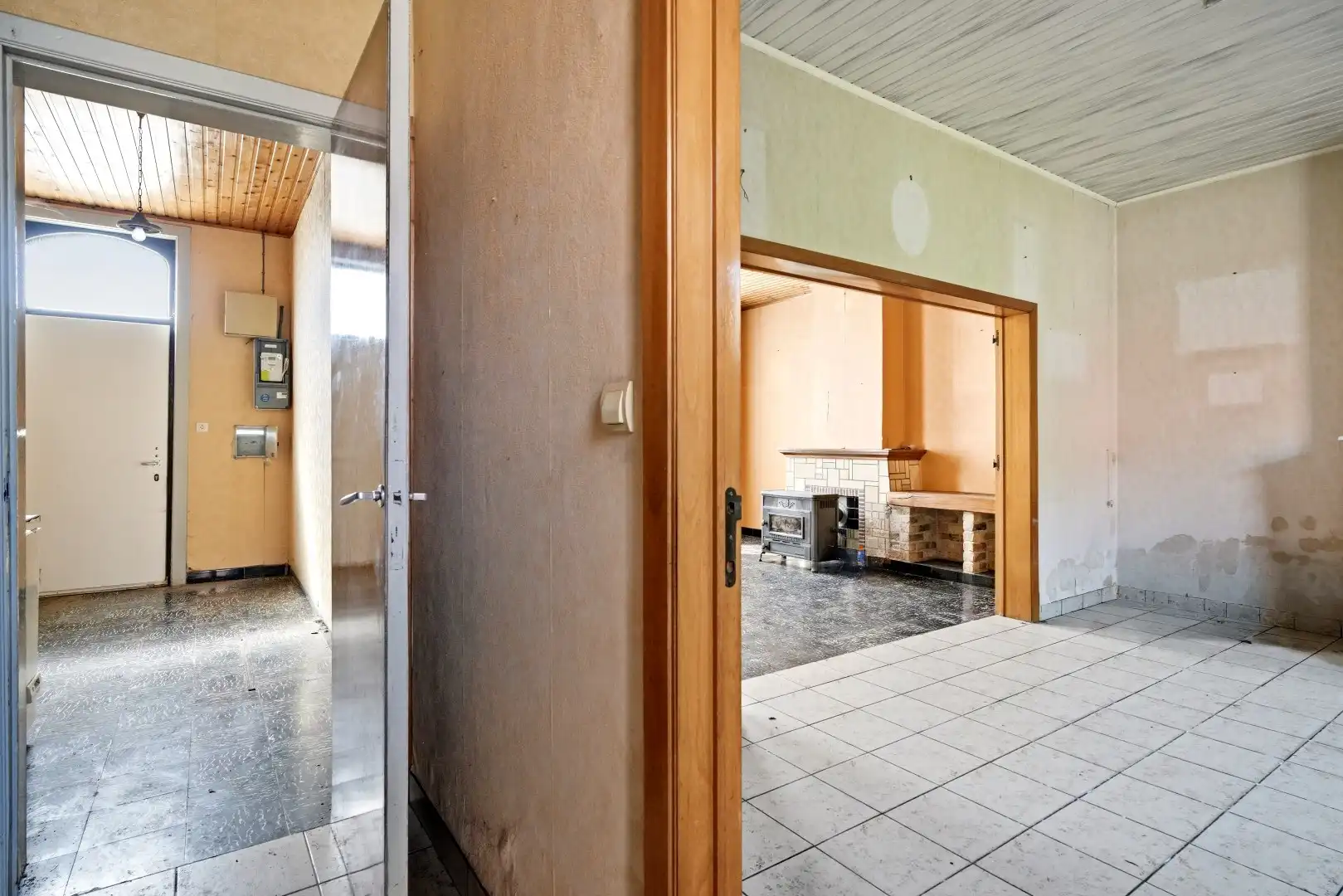 Ruime halfopen bebouwing op een perceel van 1491m² met 7 slaapkamers! foto 3