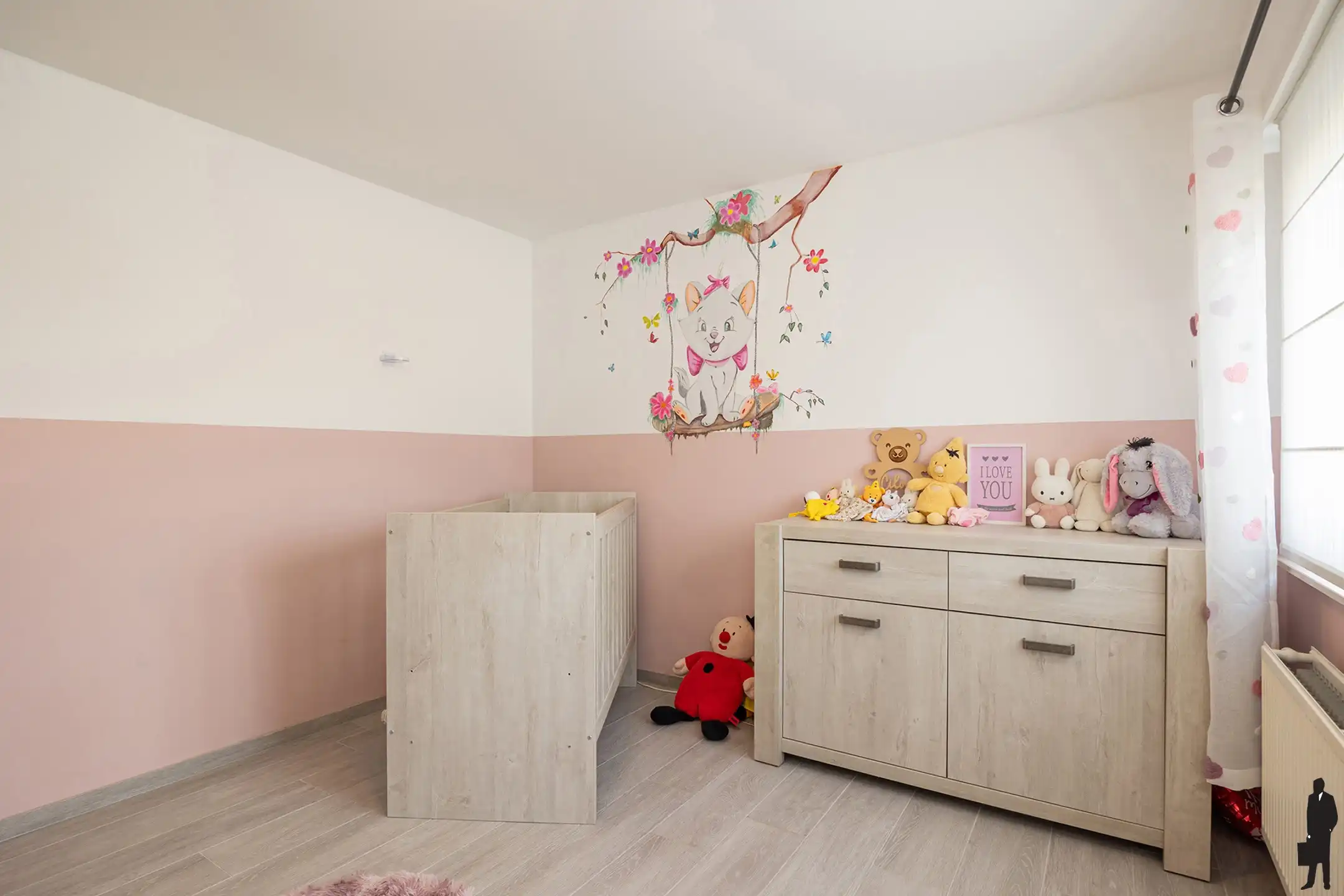 Ruime, energiezuinige gezinswoning met zonnige tuin foto 10