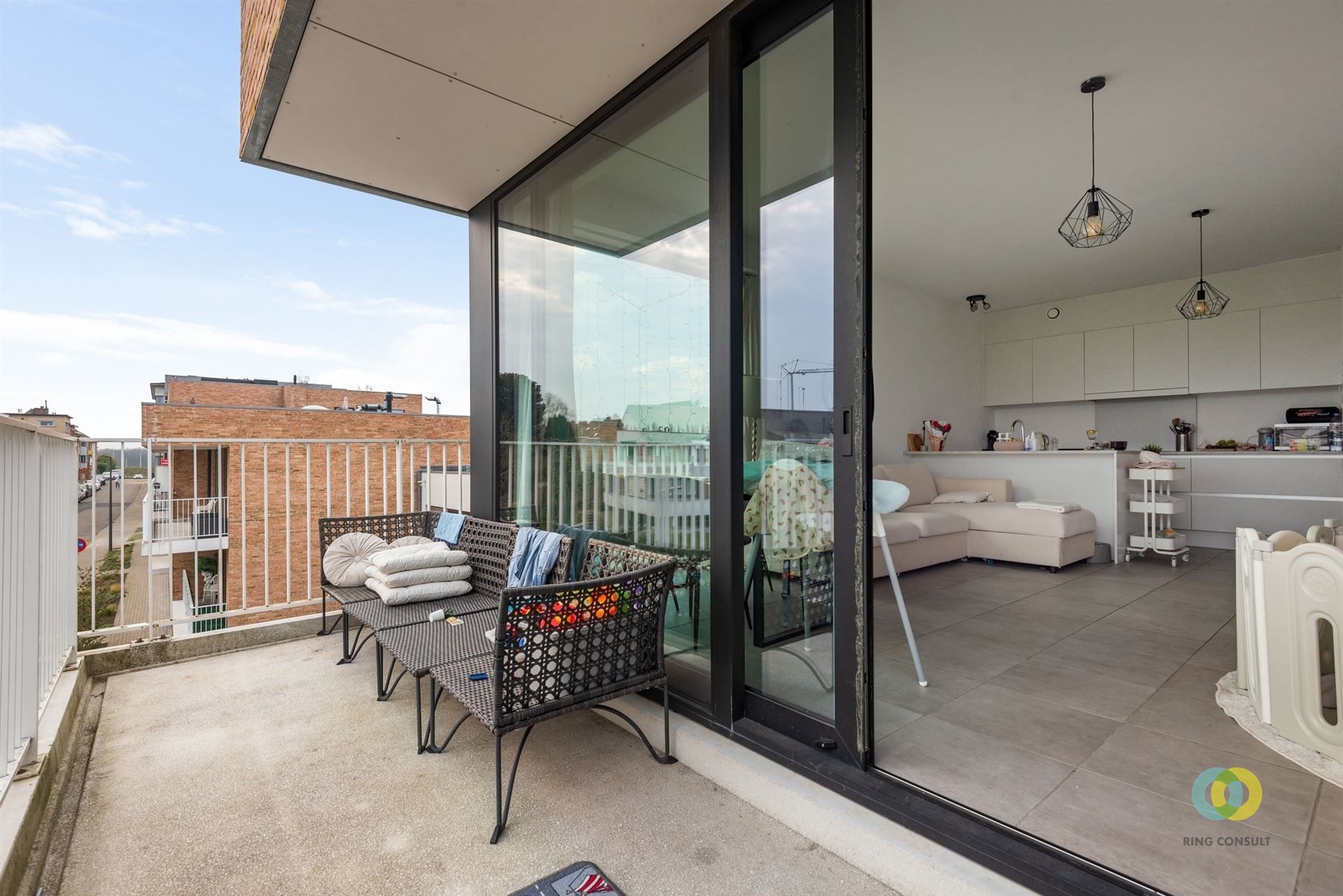 ** IN OPTIE ** Modern appartement met binnenstaanplaats foto 4
