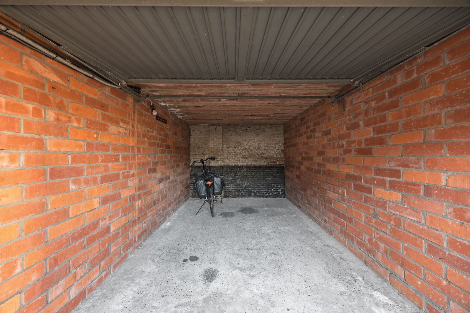 Instapklaar appartement met garagebox in Kapellen ! foto 18
