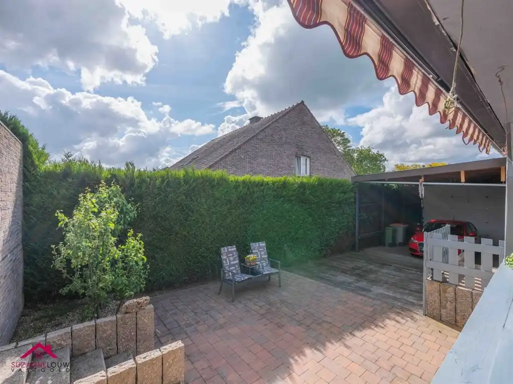 Riante vrijstaande woning met praktijkruimte foto 7