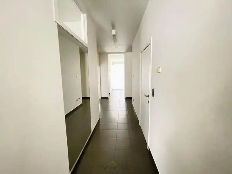 Centraal gelegen ruim appartement met 4 slaapkamers in hartje Knokke foto 4