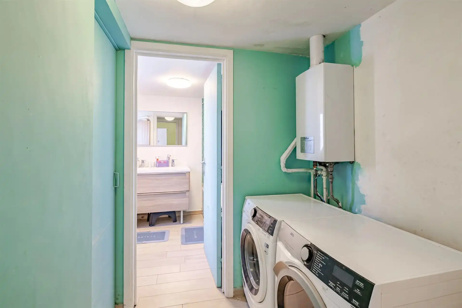 te renoveren woning met 3 slaapkamers foto 7