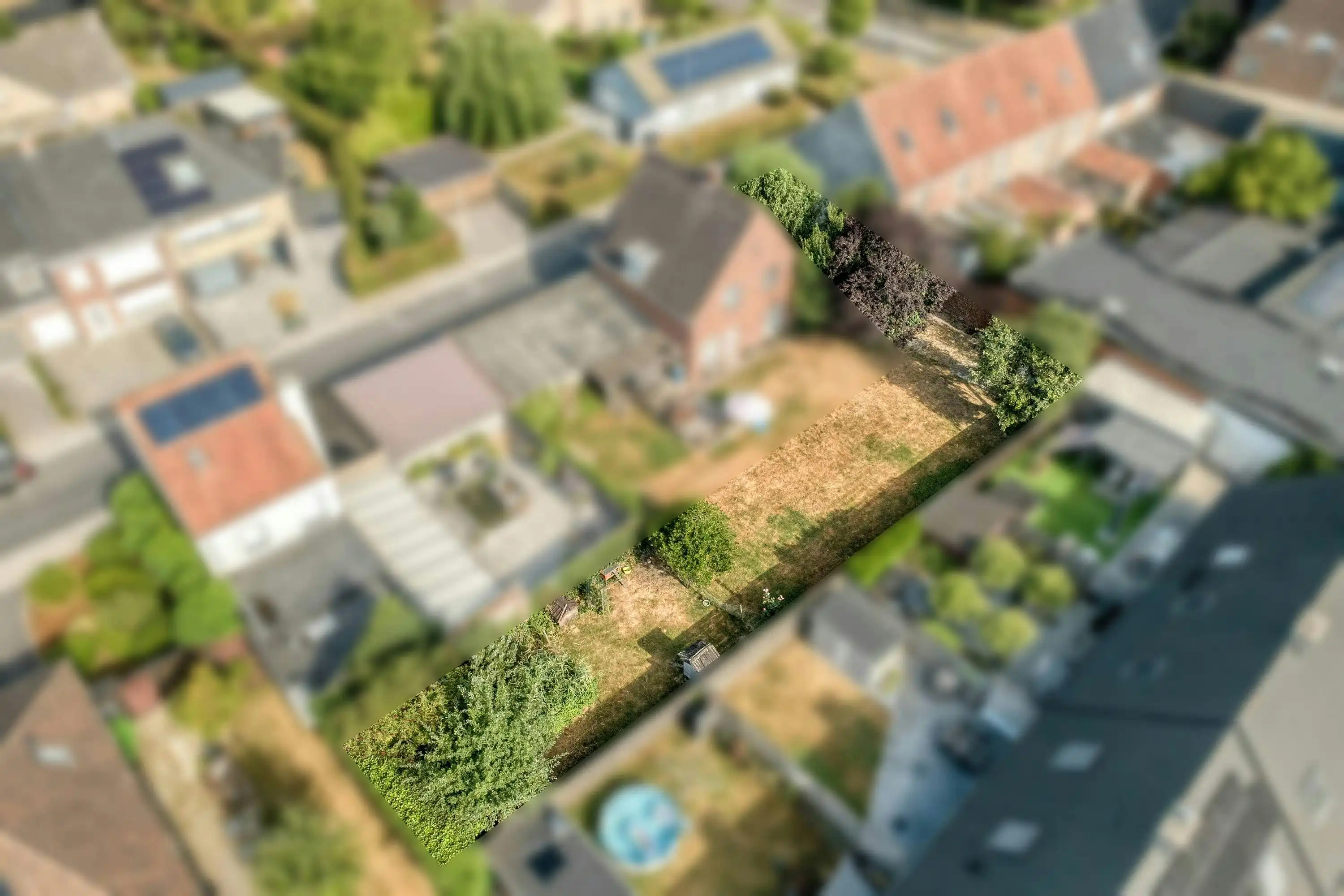 Unieke bouwgrond van 422,78 m² te koop in Izegem. foto 2
