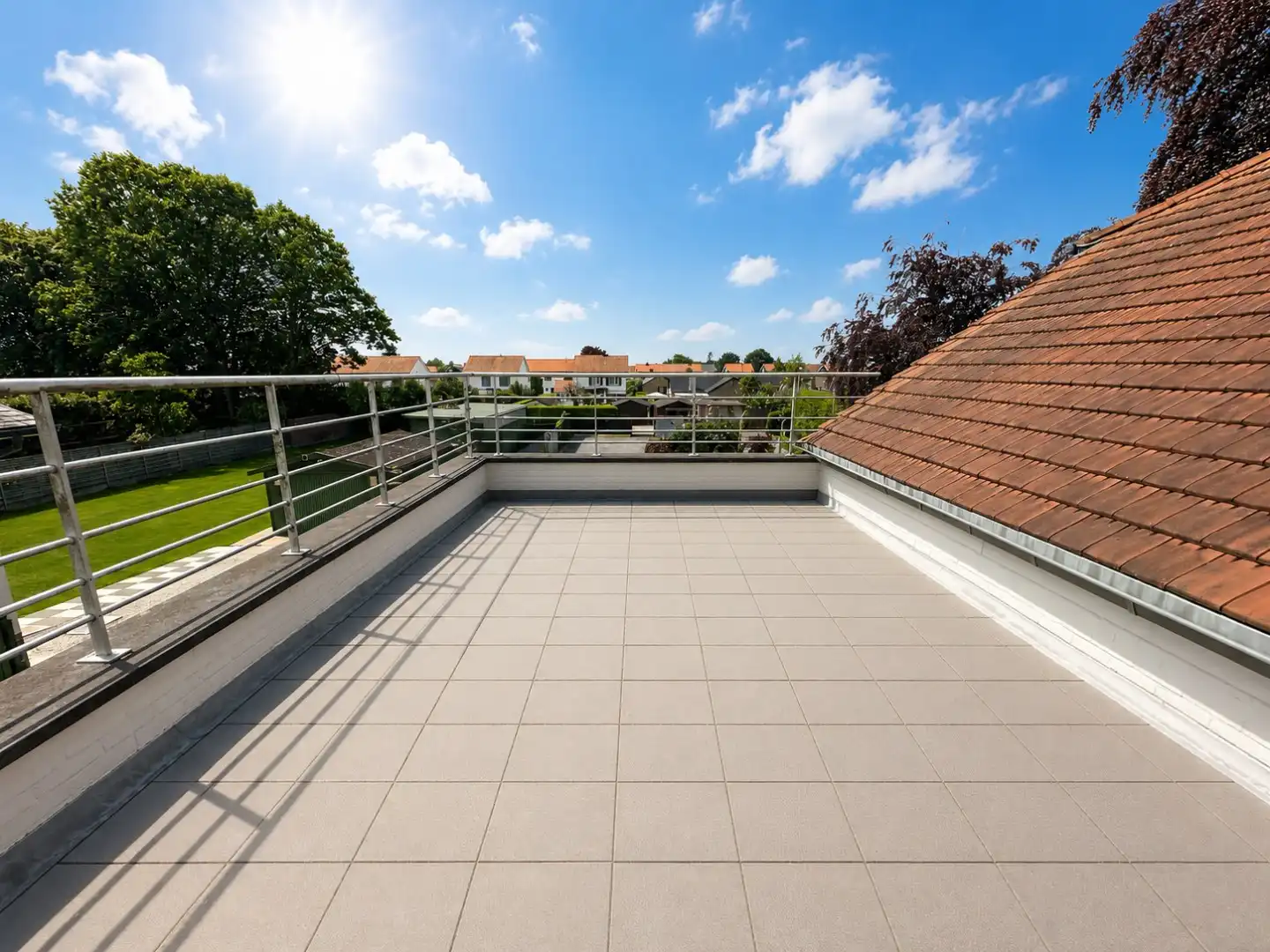 Ruim appartement met 3 slpk en zonnig terras, autostaanplaats, Torhout foto 2