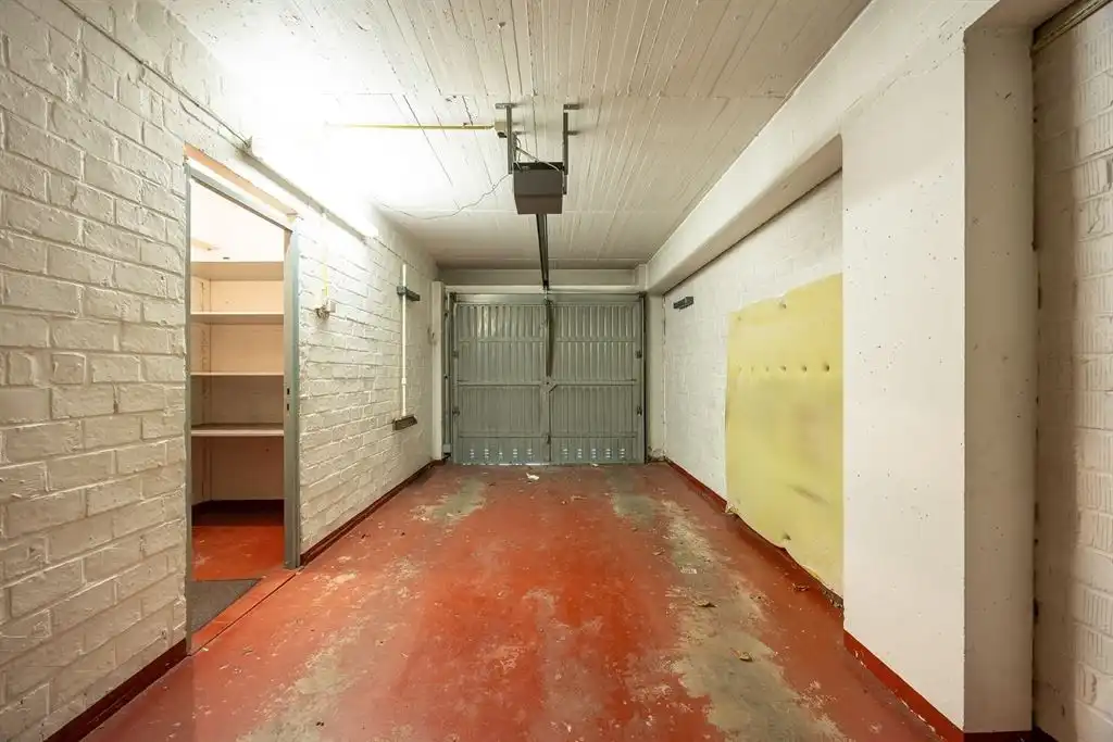 Gigantisch appartement met 4 slpk (te renoveren) foto 25