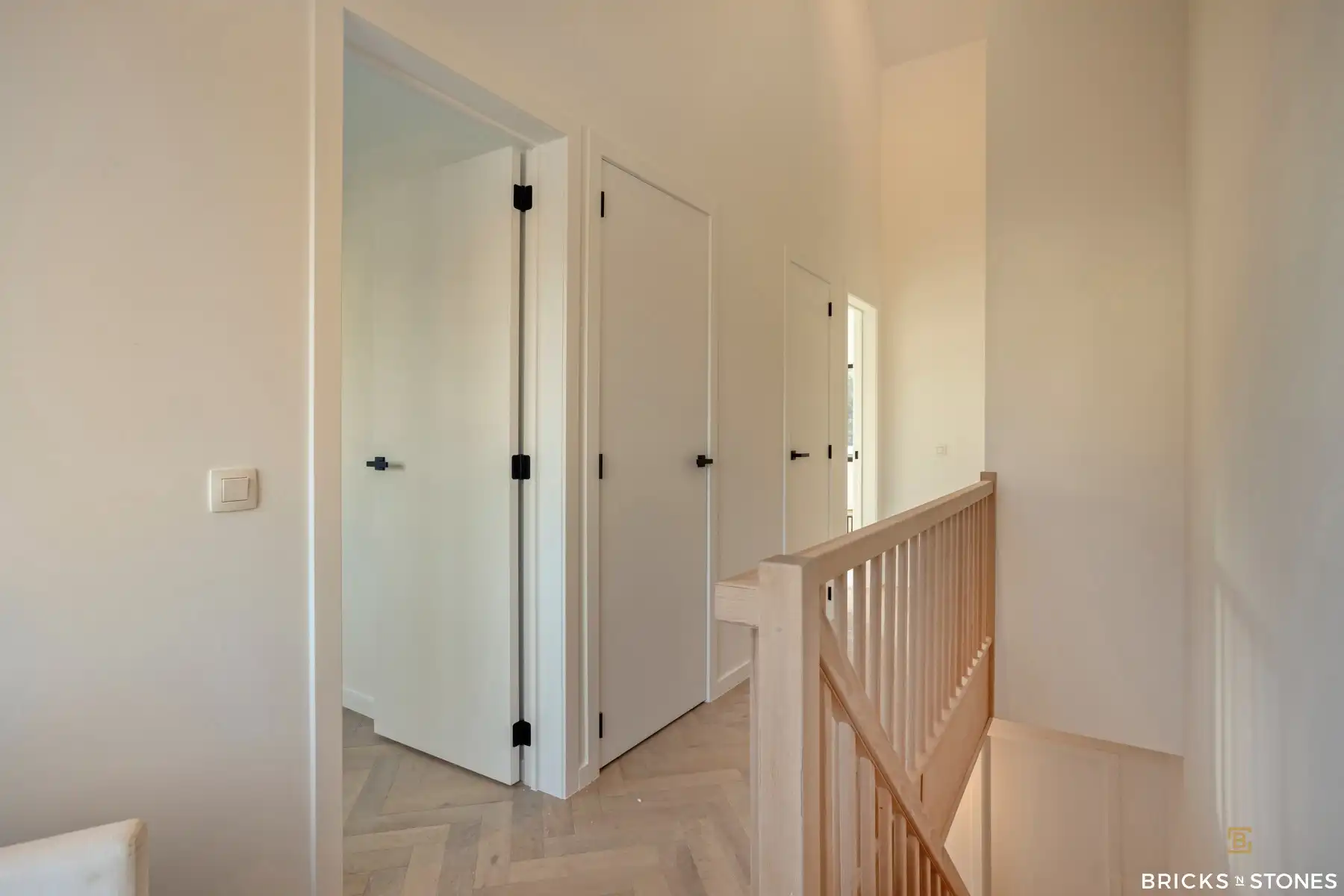 Nieuwbouw eengezinswoning van 235 m² met tuin foto 15