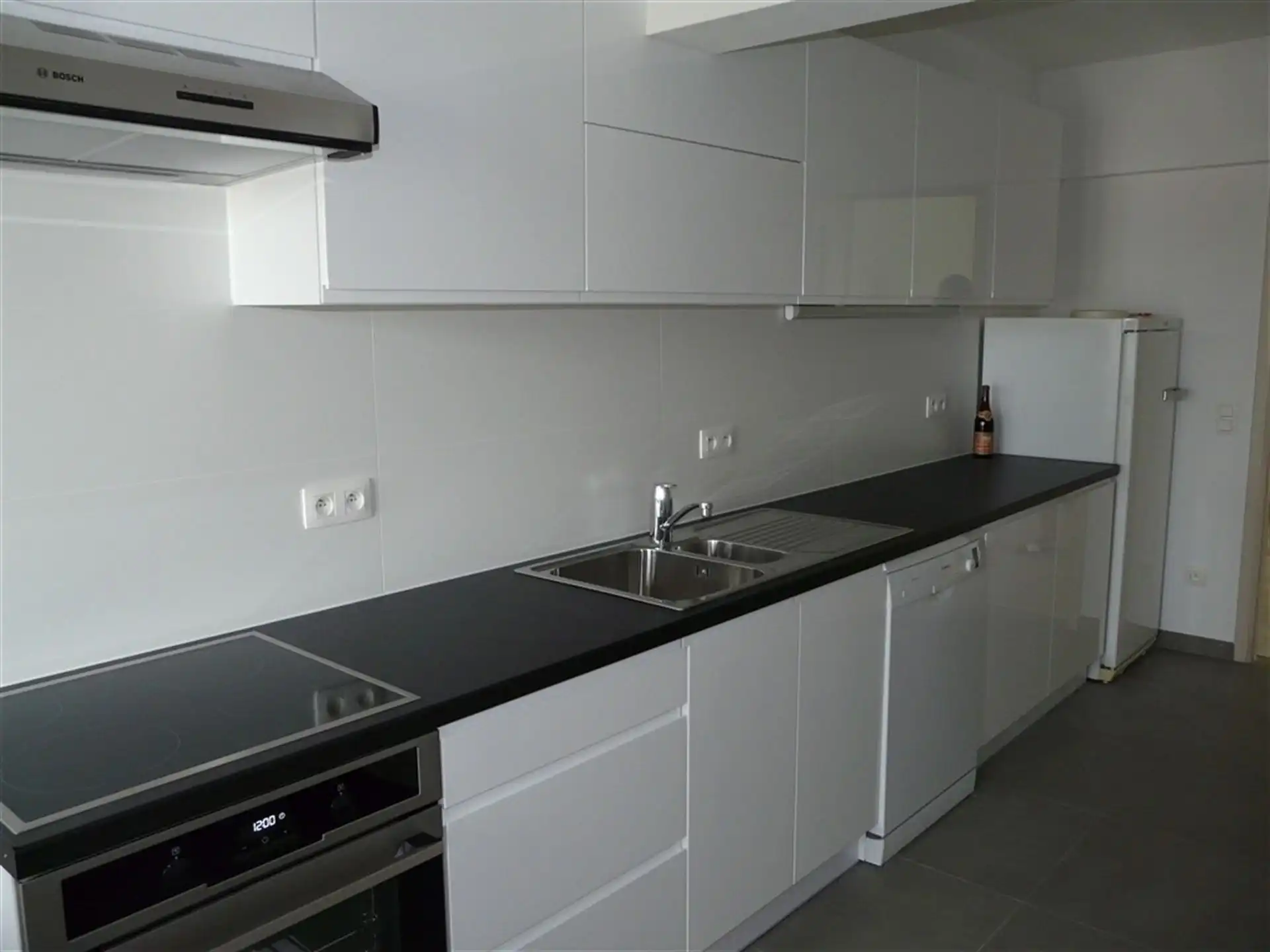 Centraal gelegen appartement met 2 slpks! foto 4