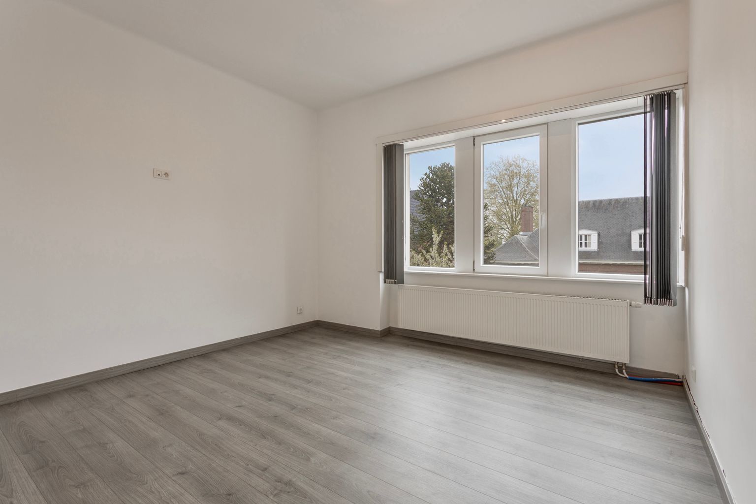 RIJWONING MET TUIN OP RUSTIGE LOCATIE VLAKBIJ DE VIANDER  foto 19