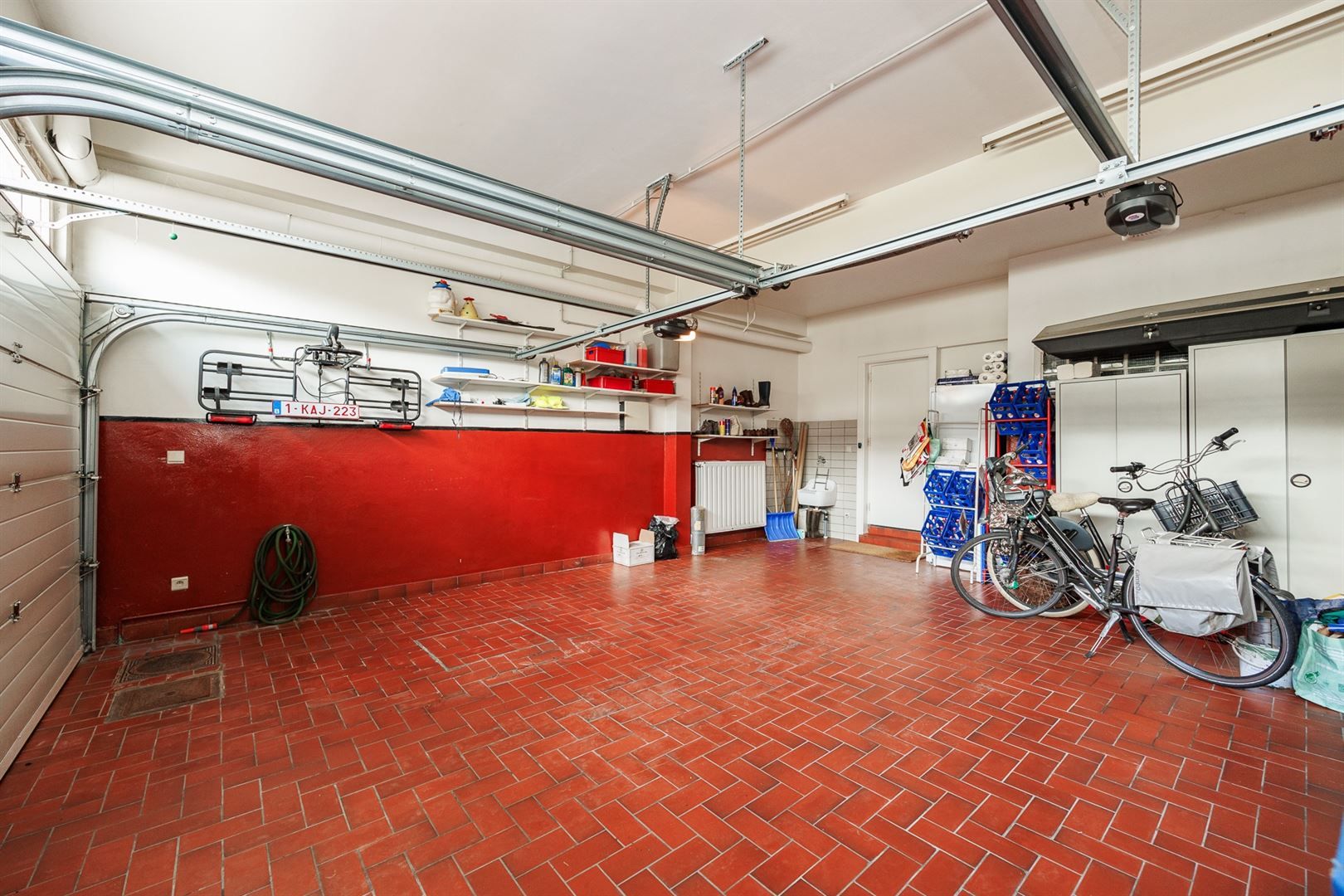 Aan te passen woning met garage, studio aan zuidertuin en 1 SLK appt OF eengezinswoning. foto 5