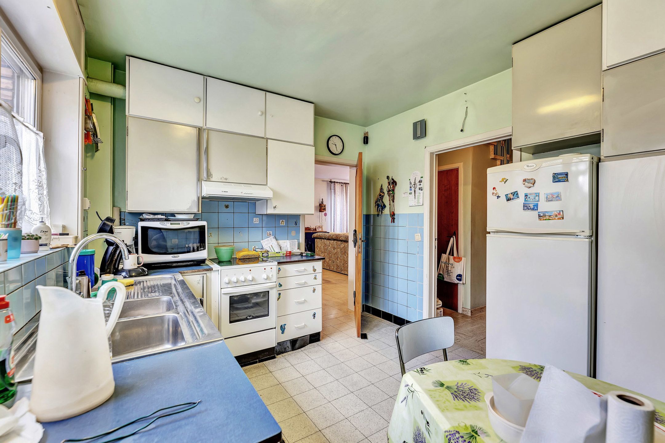 Solide te renoveren HOB met 4 slpks, garage en tuin foto 10