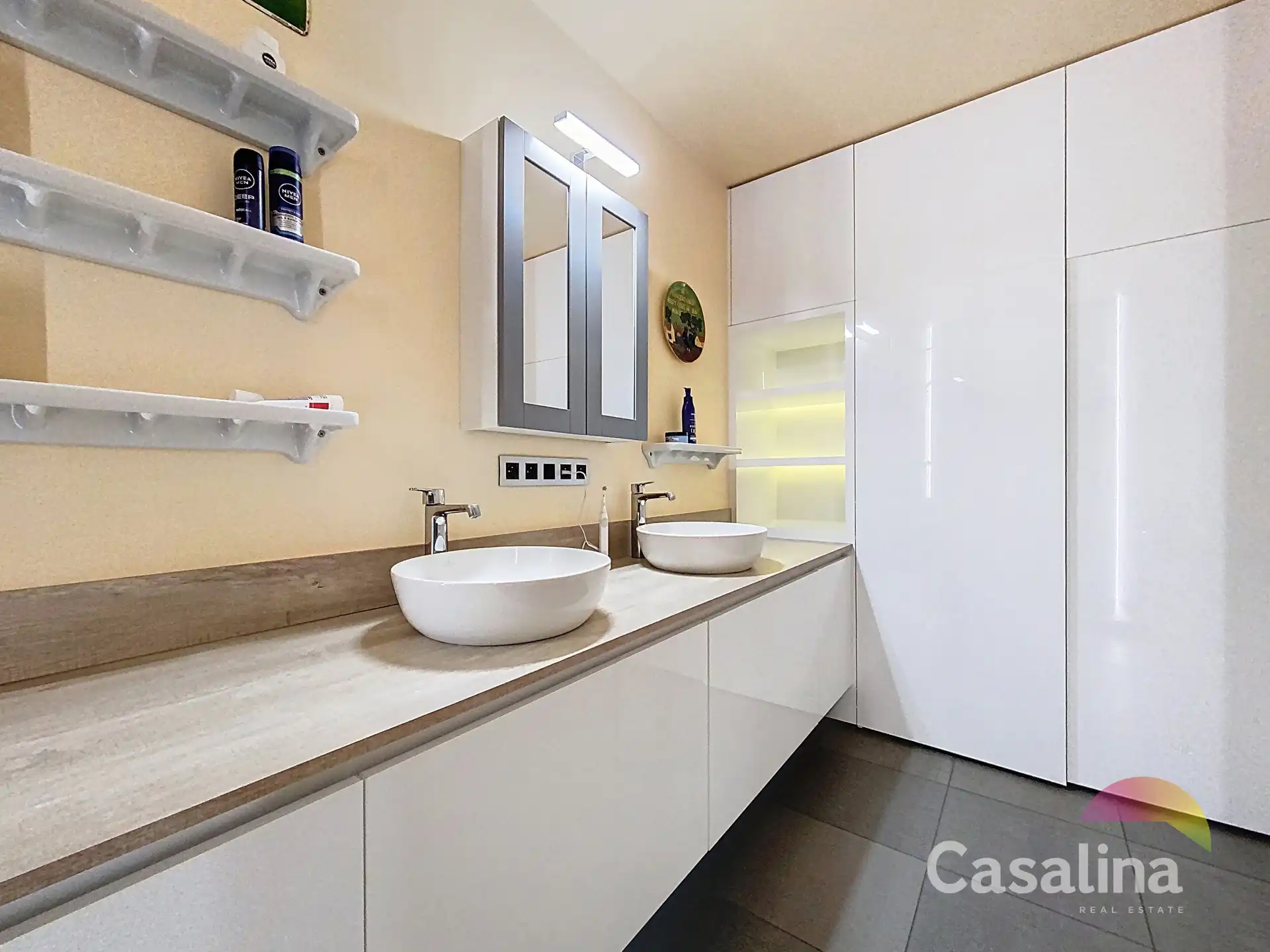 Ruim appartement van 116 m² met 2 terrassen en 3 slaapkamers foto 11