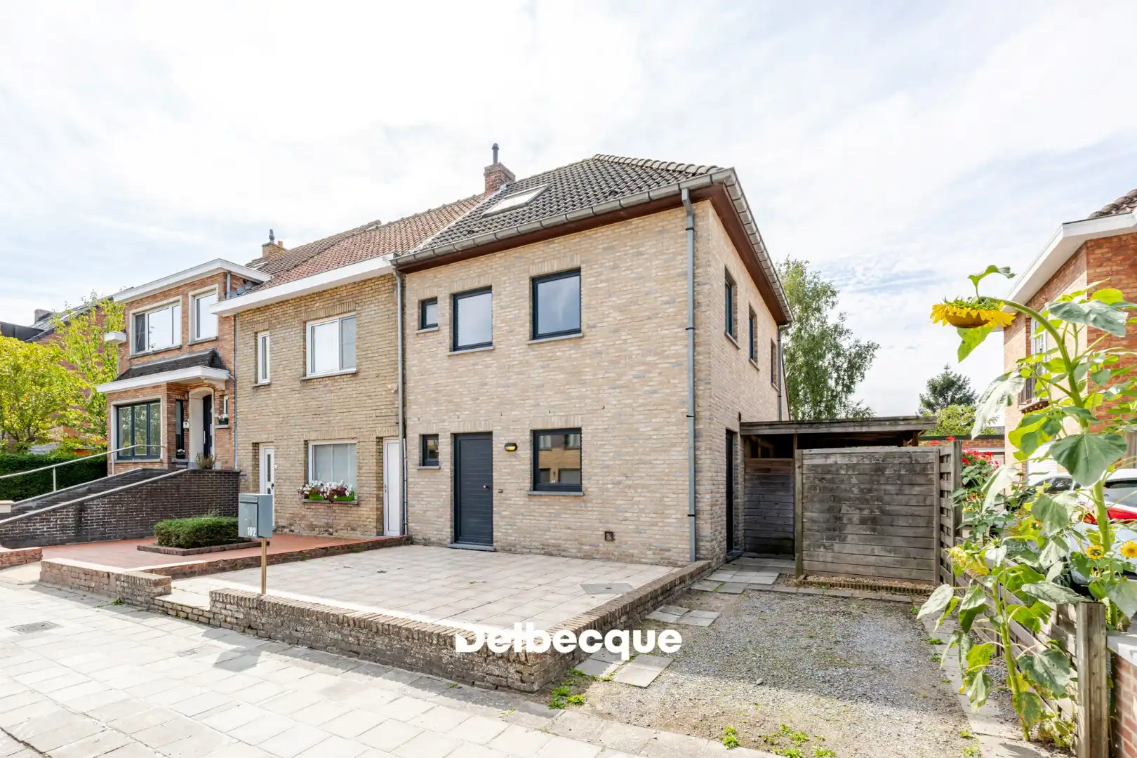Halfopen woning met leuke tuin in gegeerde wijk te Assebroek foto 17