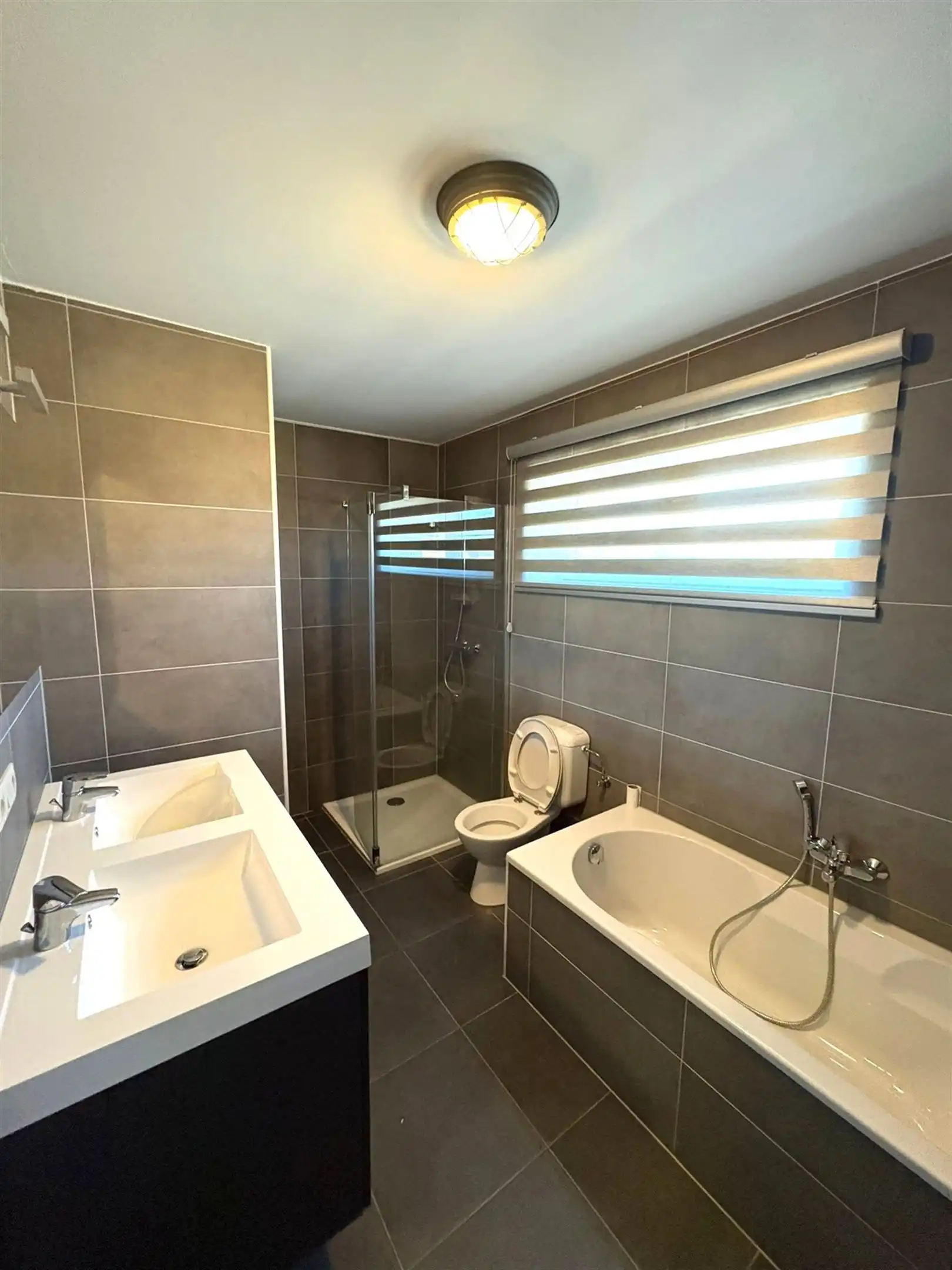 TE HUUR: Moderne vrijstaande woning met 3 slaapkamers te Aarschot! foto 9