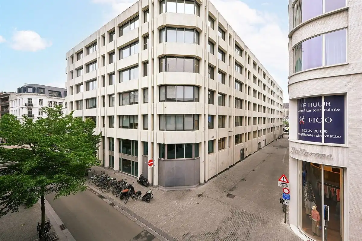 Op te frissen 2-slaapkamerappartement aan de Wilde Zee foto 29