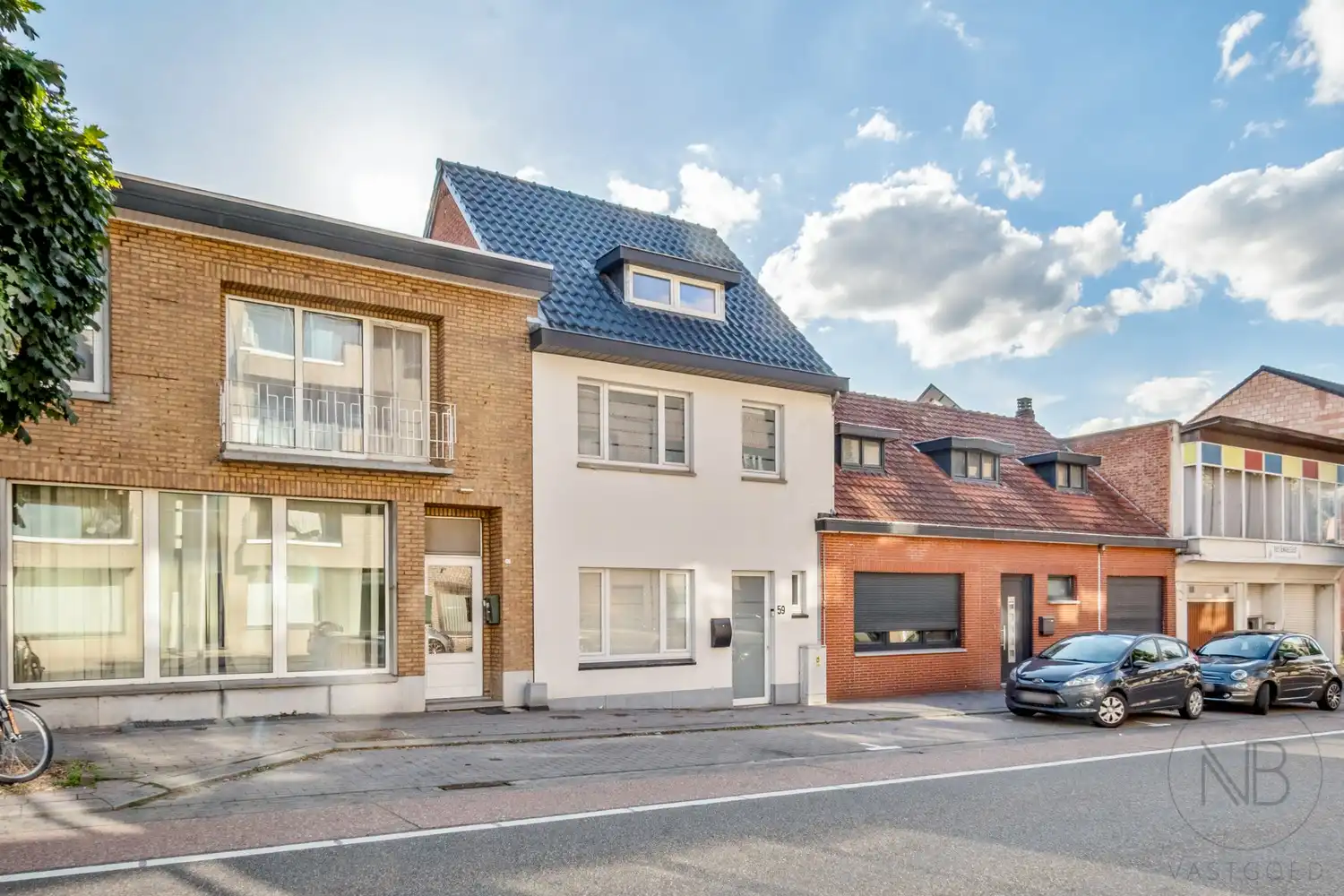 Hoofdfoto van de publicatie: Instapklare rijwoning met leuke stadstuin