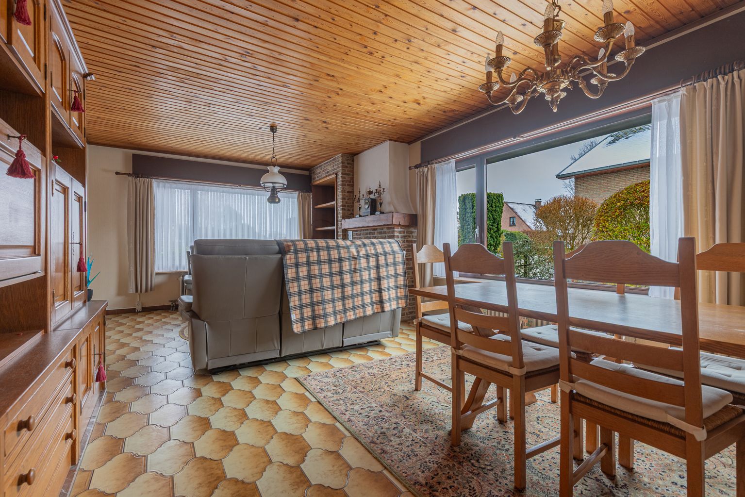 Charmante op te frissen bungalow in het rustige Opwijk foto 5